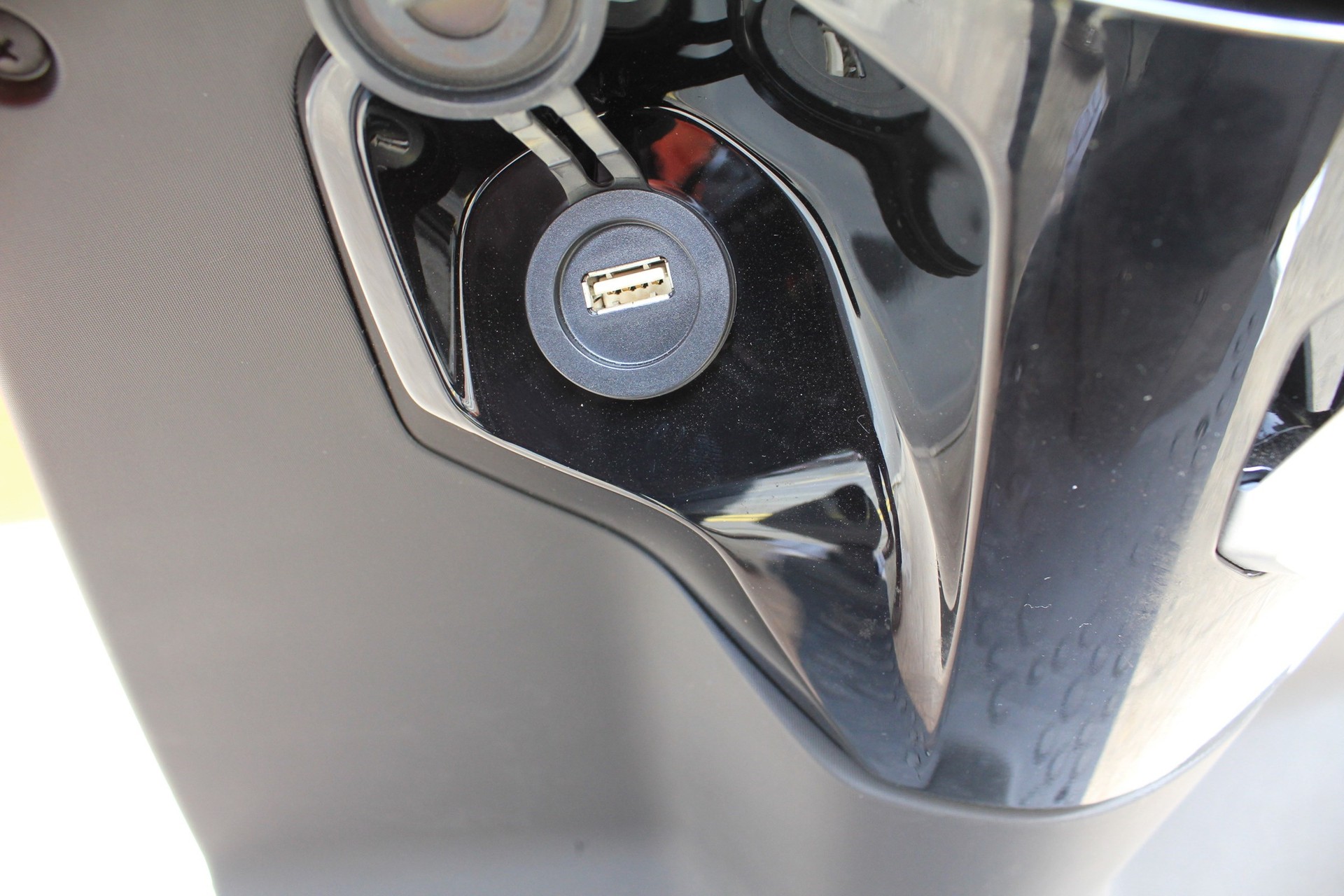 PIAGGIO Piaggio 1 Active 60km/h Full Electric-image-10