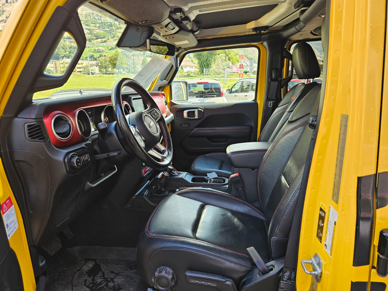 JEEP Wrangler 2.0 Unlimited Rubicon Automatic-image-7