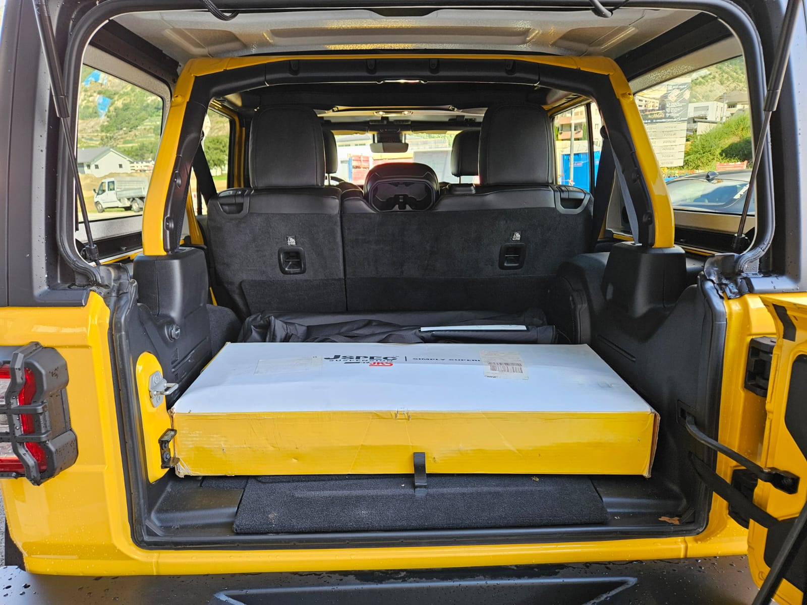 JEEP Wrangler 2.0 Unlimited Rubicon Automatic-image-4