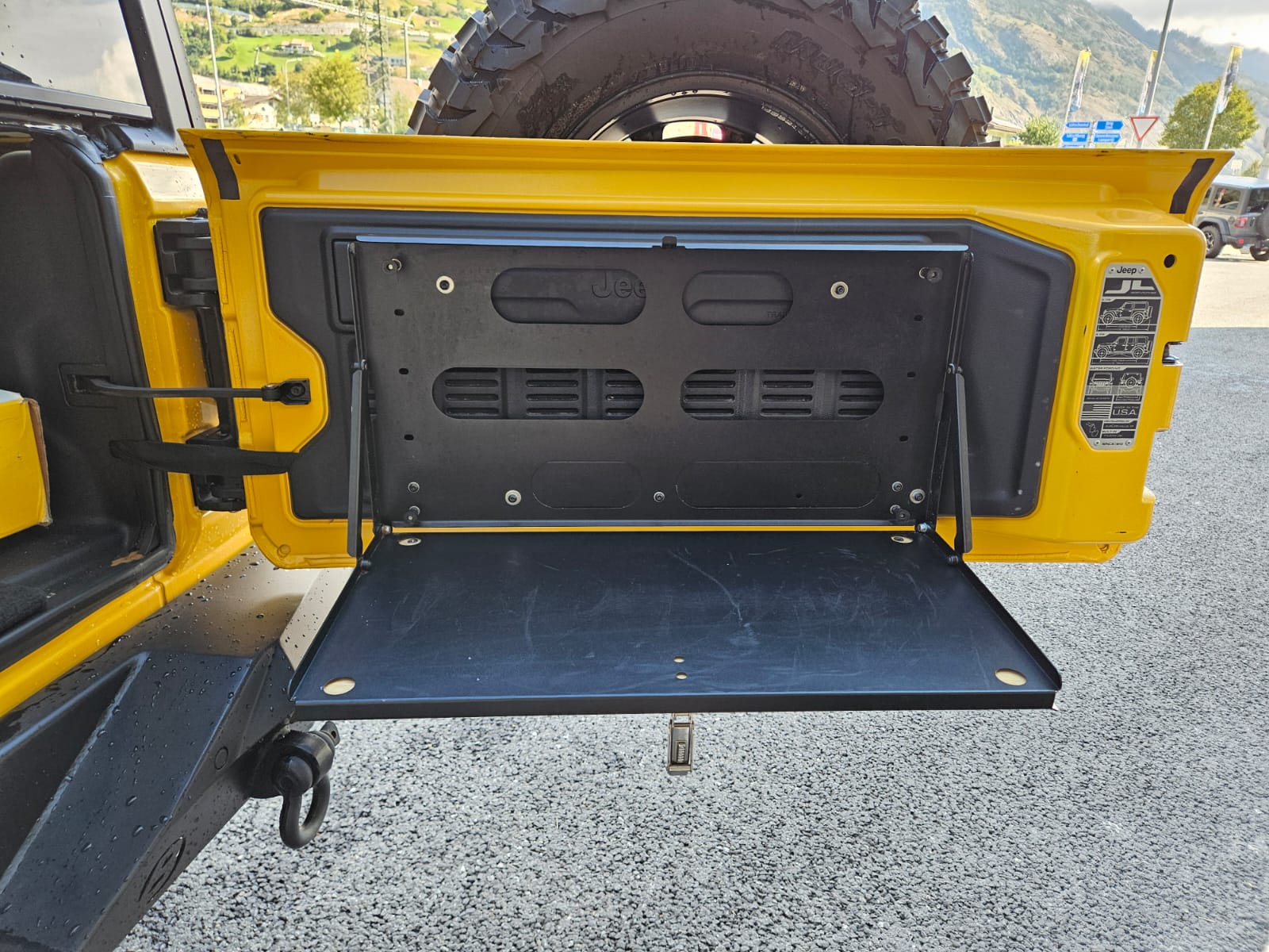JEEP Wrangler 2.0 Unlimited Rubicon Automatic-image-5