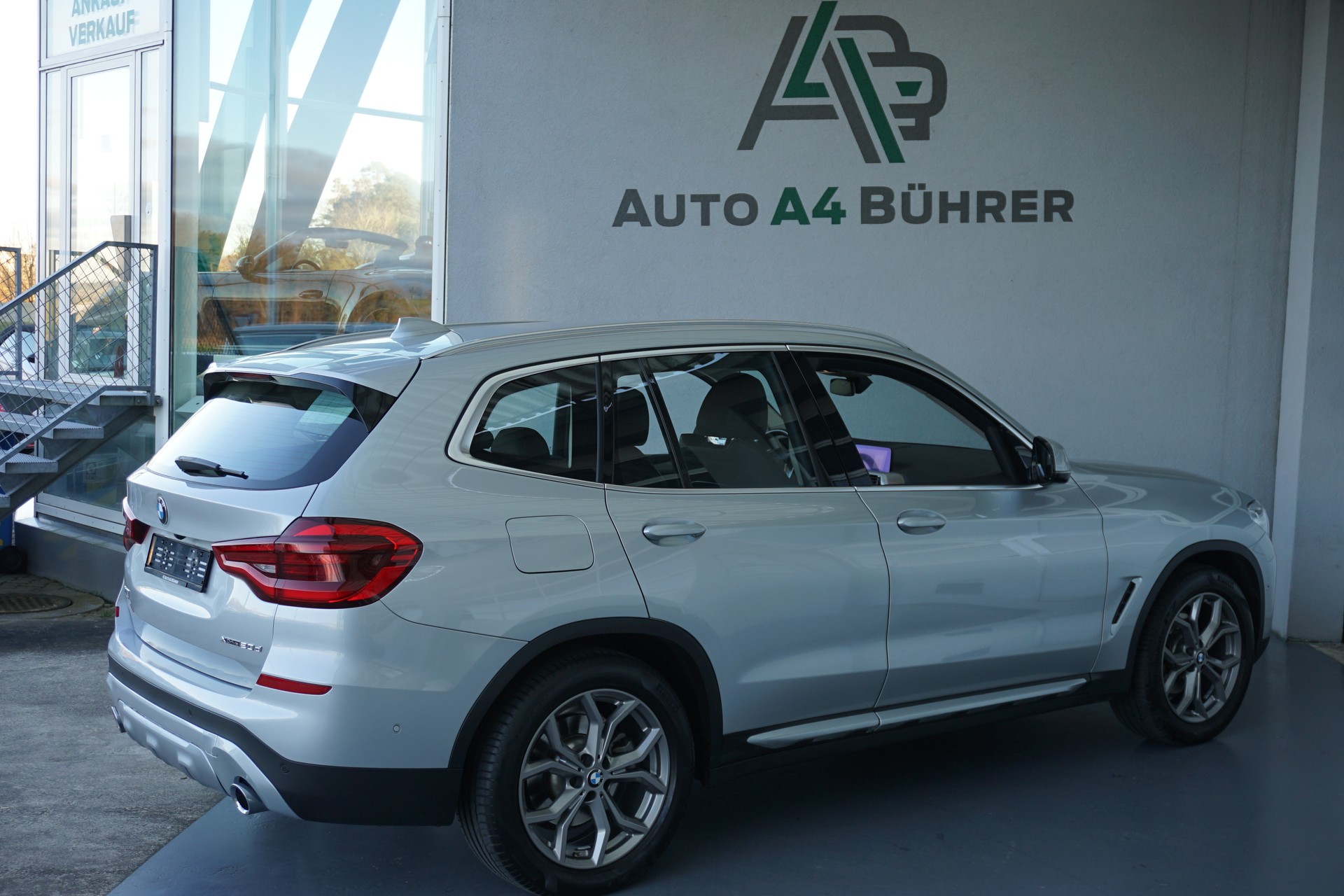 BMW X3 xDrive 48V 20d xLine-image-7