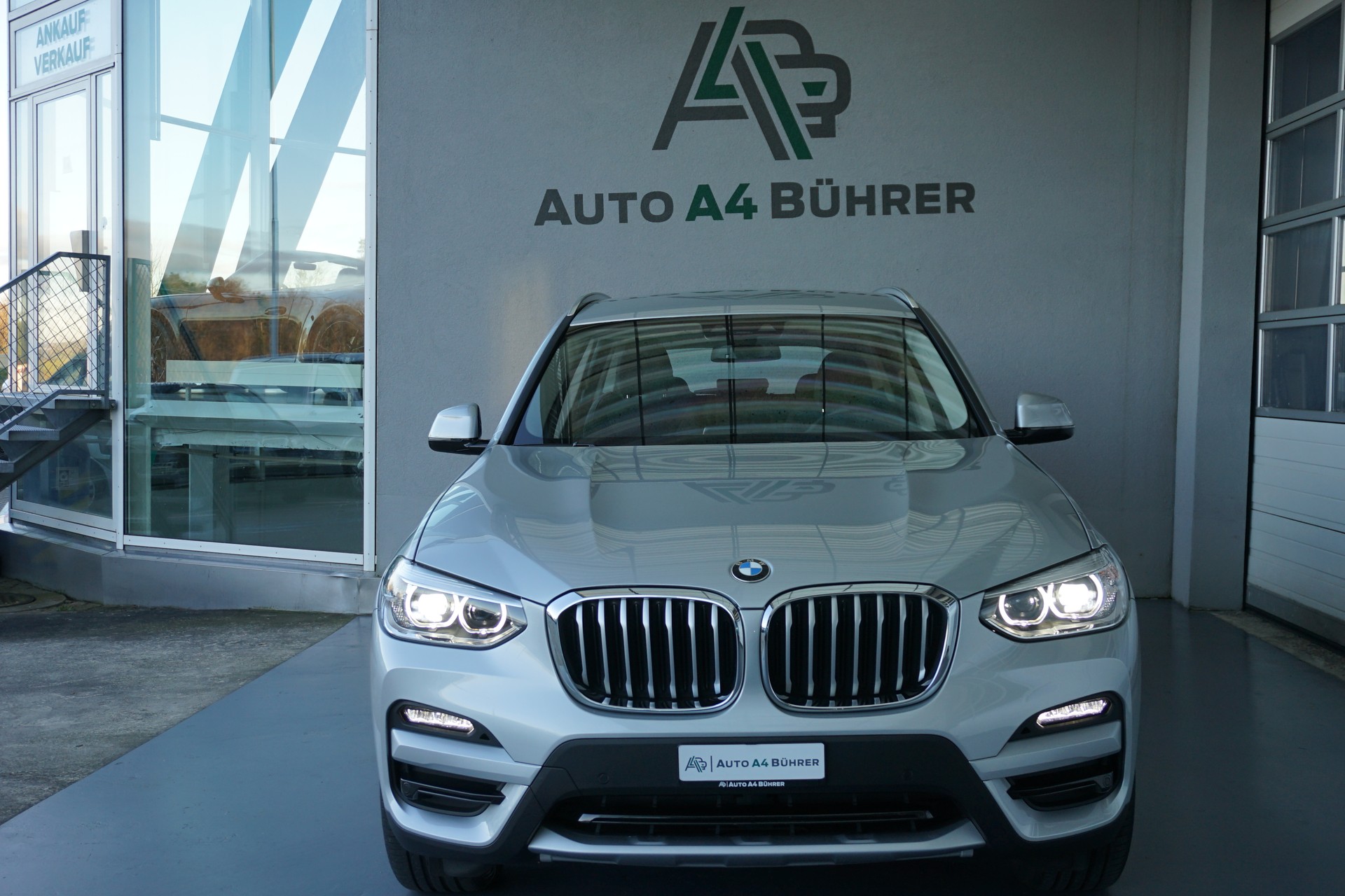 BMW X3 xDrive 48V 20d xLine-image-8