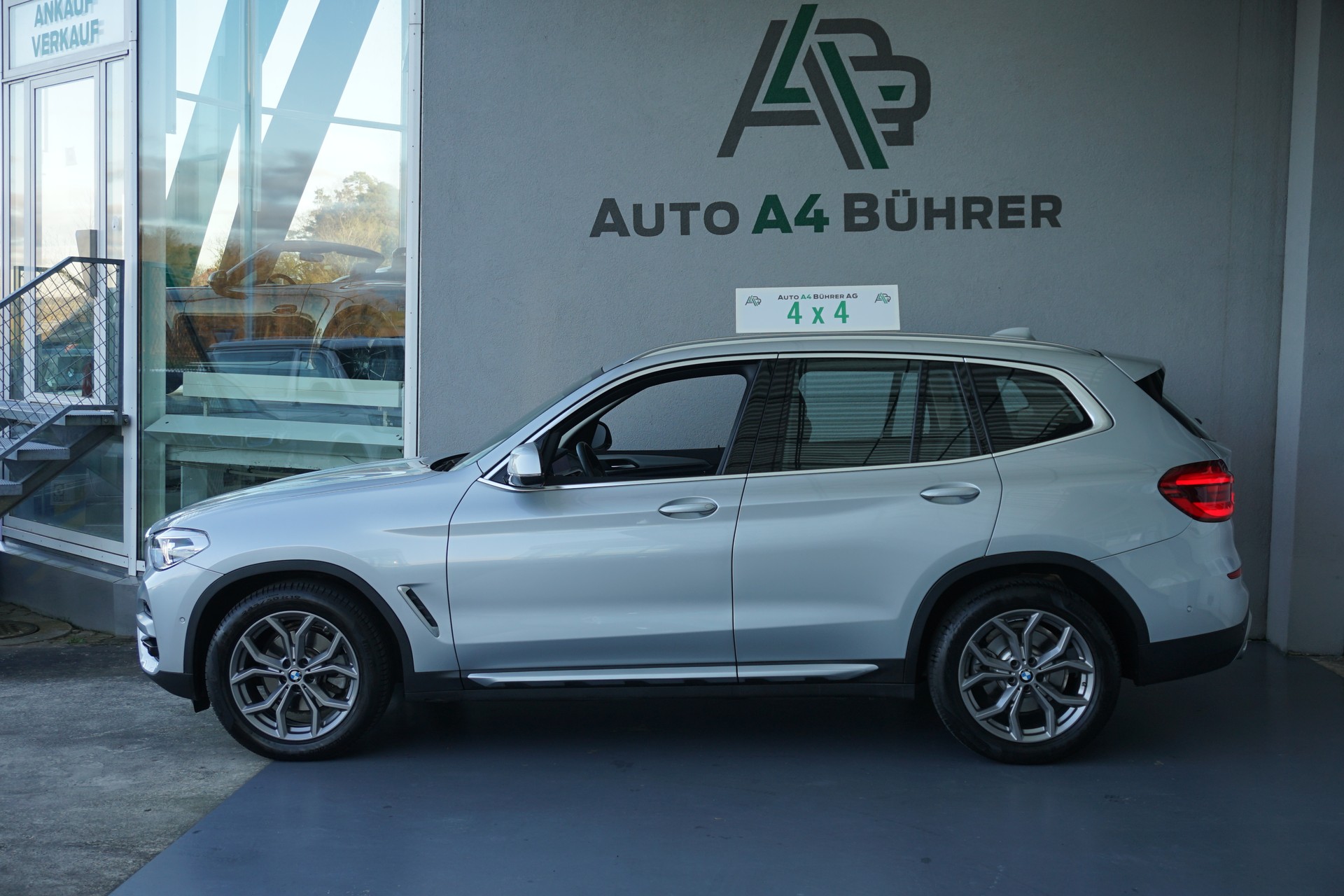 BMW X3 xDrive 48V 20d xLine-image-0