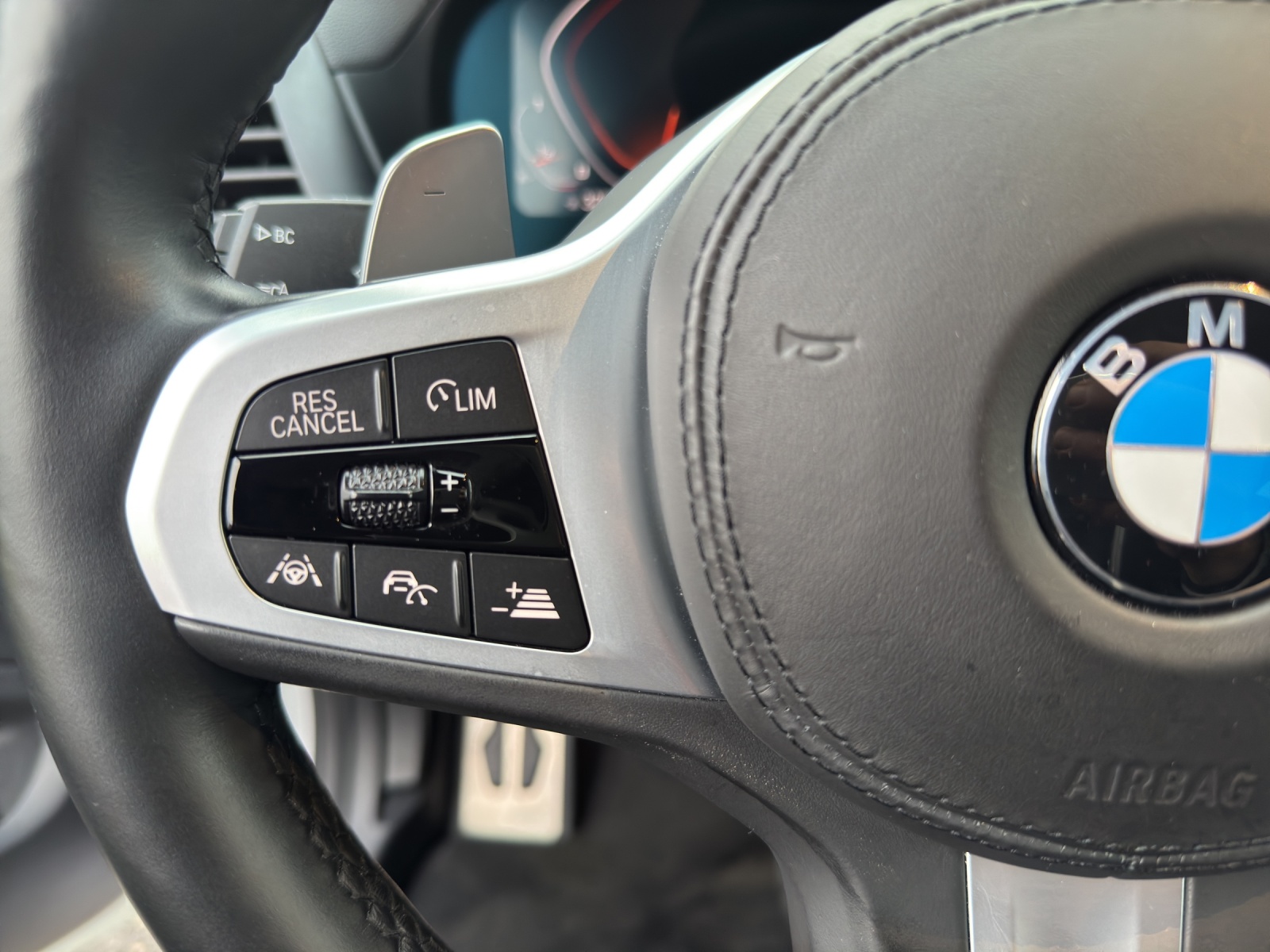 BMW X4 M40i-image-16