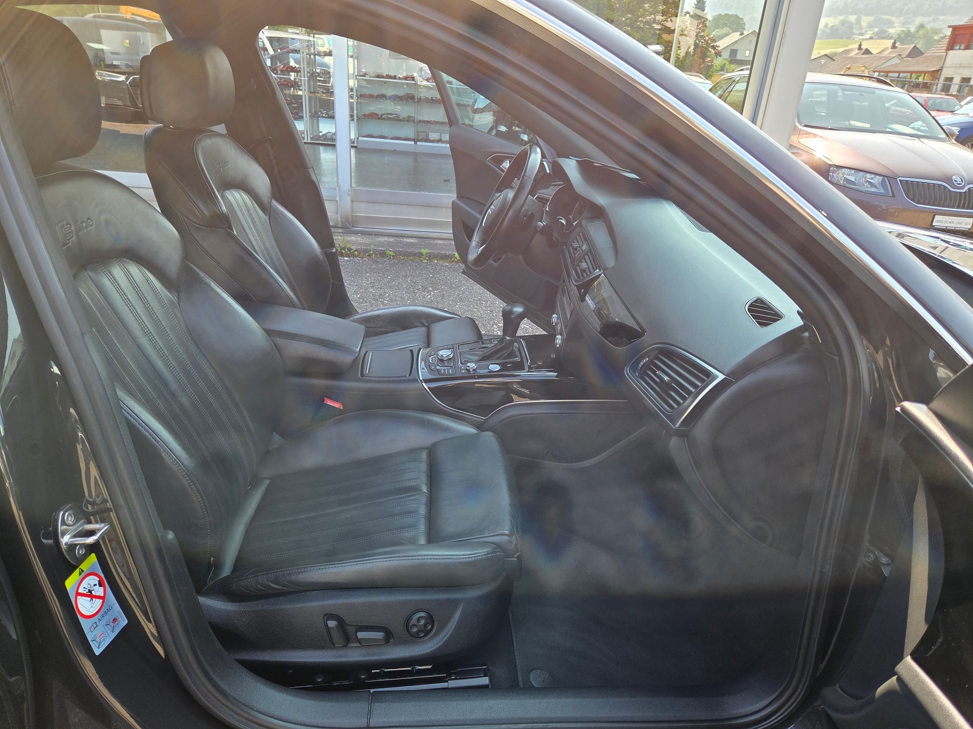 AUDI A6 3.0 BiTDI V6 quattro tiptronic S-Line-image-9