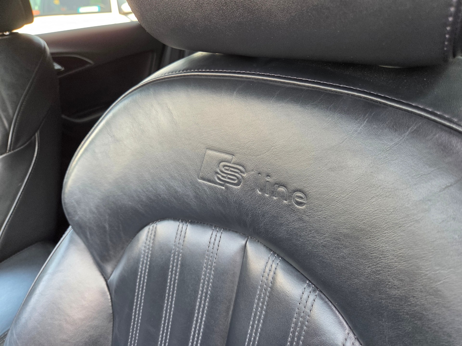 AUDI A6 3.0 BiTDI V6 quattro tiptronic S-Line-image-22