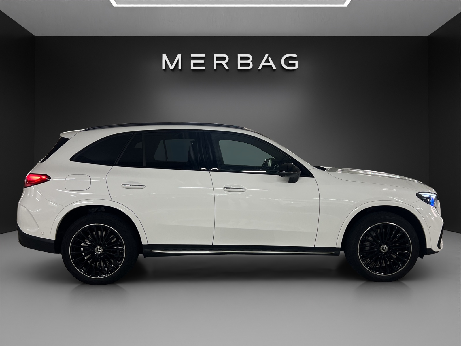 MERCEDES-BENZ GLC 400 e 4Matic 9G-Tronic-image-4