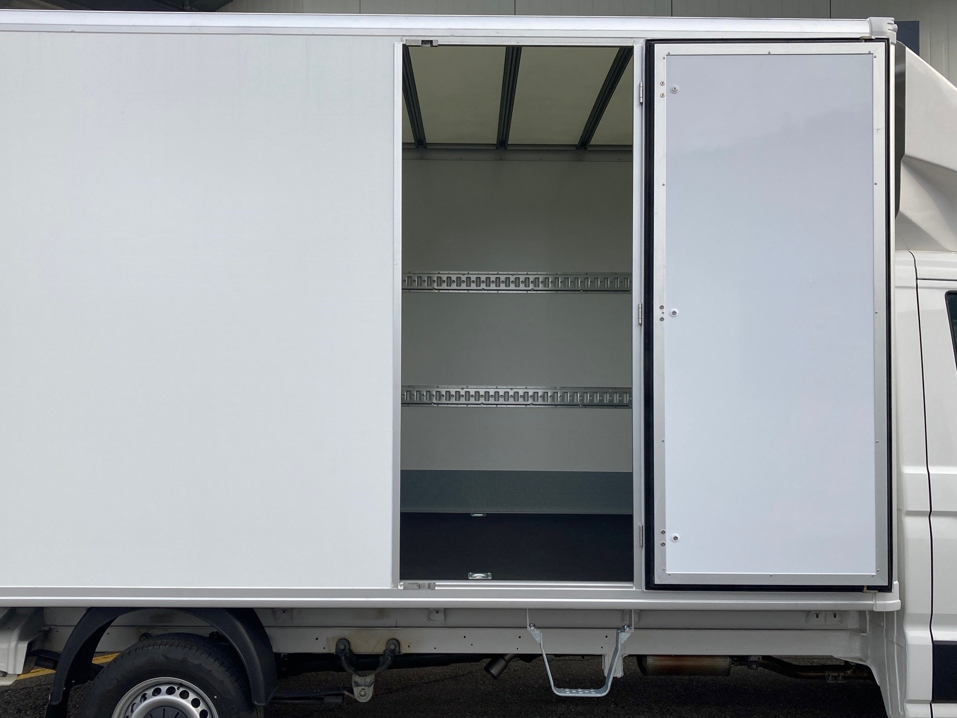 VW Crafter 35 2.0 BiTDI L4 HD A-image-9