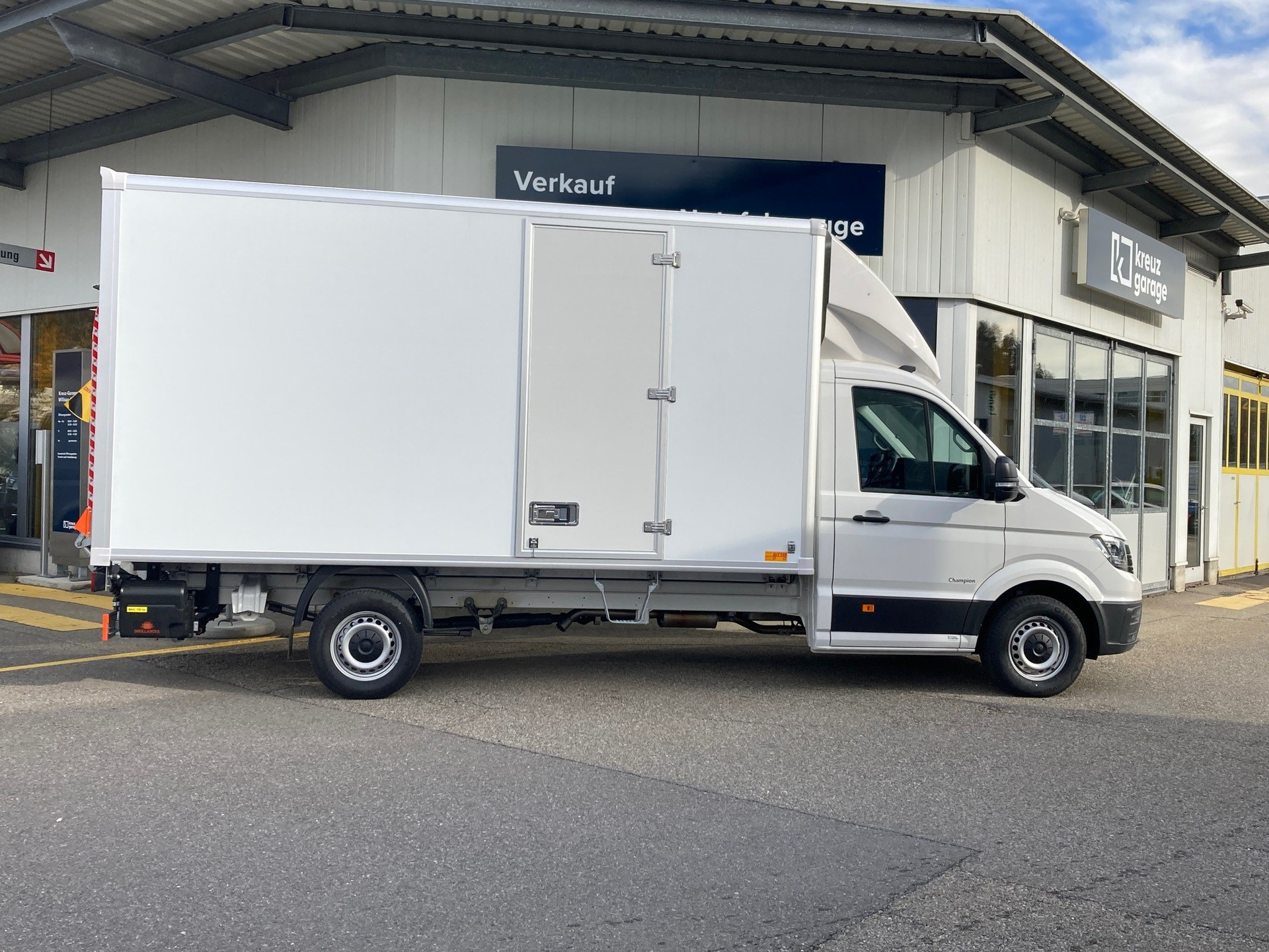 VW Crafter 35 2.0 BiTDI L4 HD A-image-1