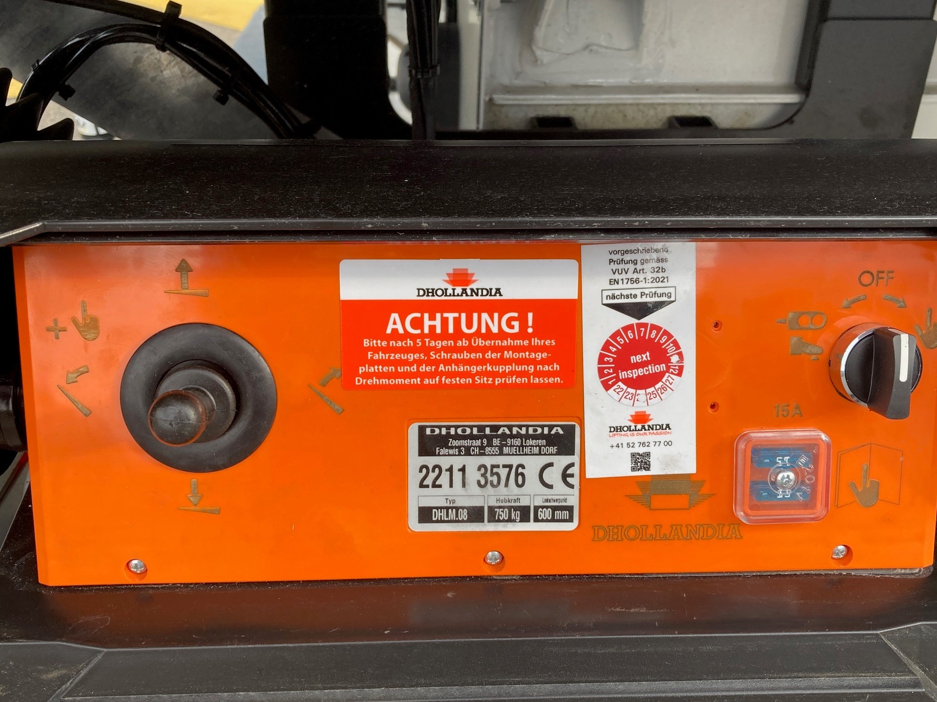 VW Crafter 35 2.0 BiTDI L4 HD A-image-11