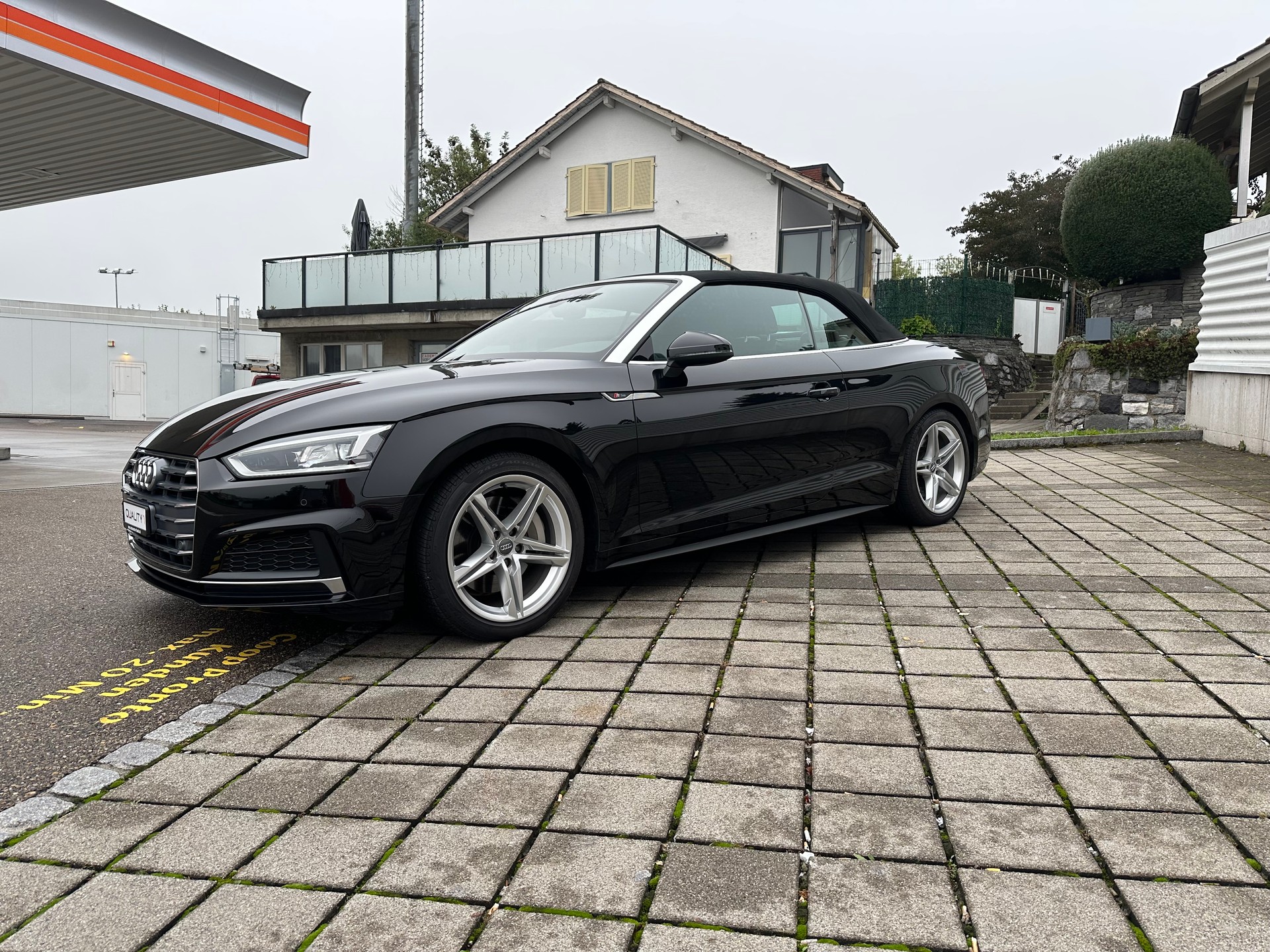 AUDI A5 Cabriolet 2.0 TFSI Sport quattro S-tronic-image-4