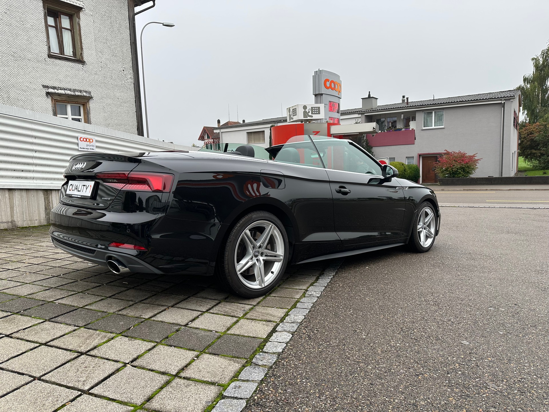 AUDI A5 Cabriolet 2.0 TFSI Sport quattro S-tronic-image-2
