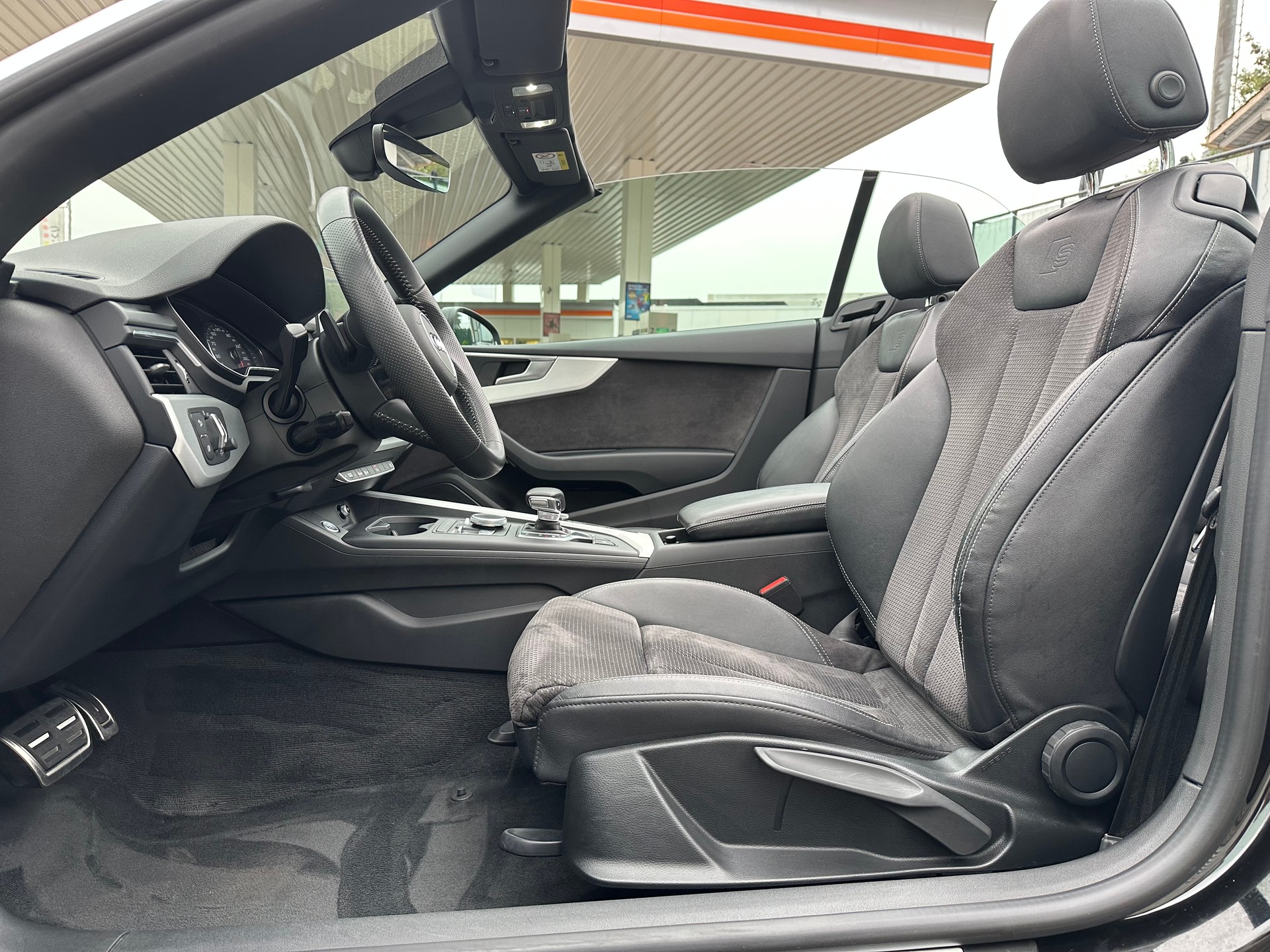 AUDI A5 Cabriolet 2.0 TFSI Sport quattro S-tronic-image-7