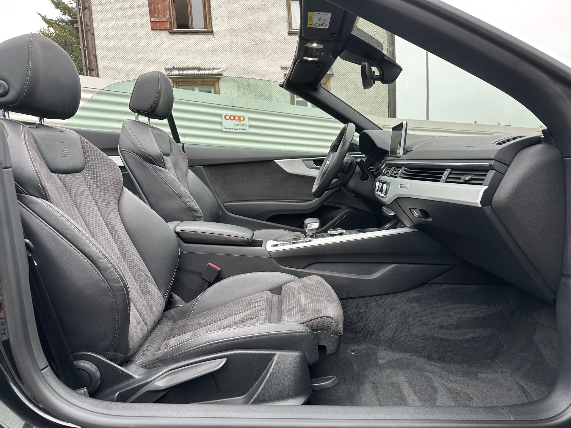 AUDI A5 Cabriolet 2.0 TFSI Sport quattro S-tronic-image-8