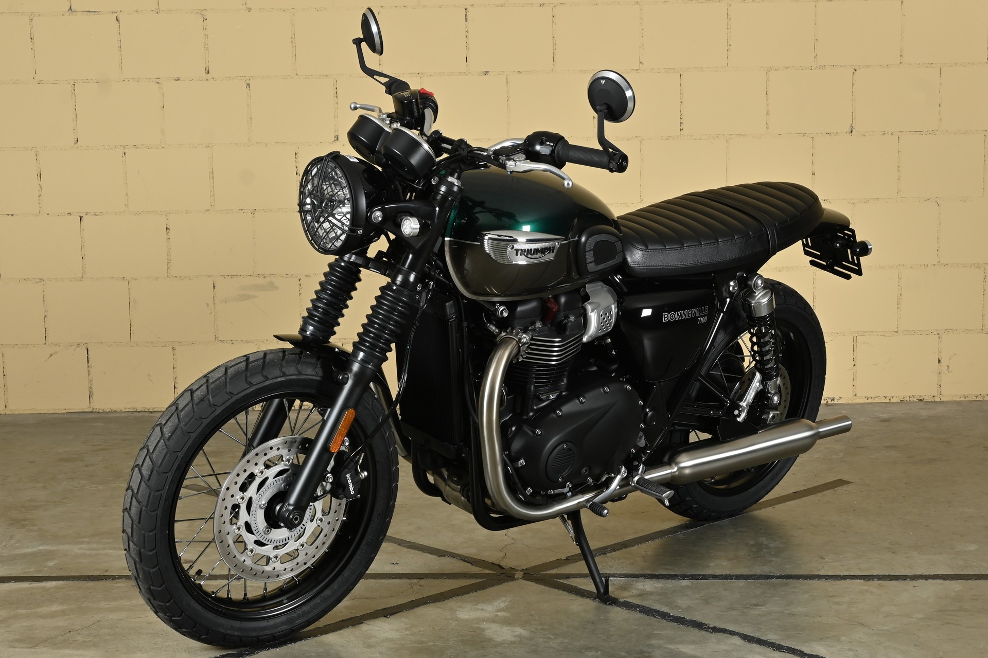 TRIUMPH Bonneville 900 T 100-image-5