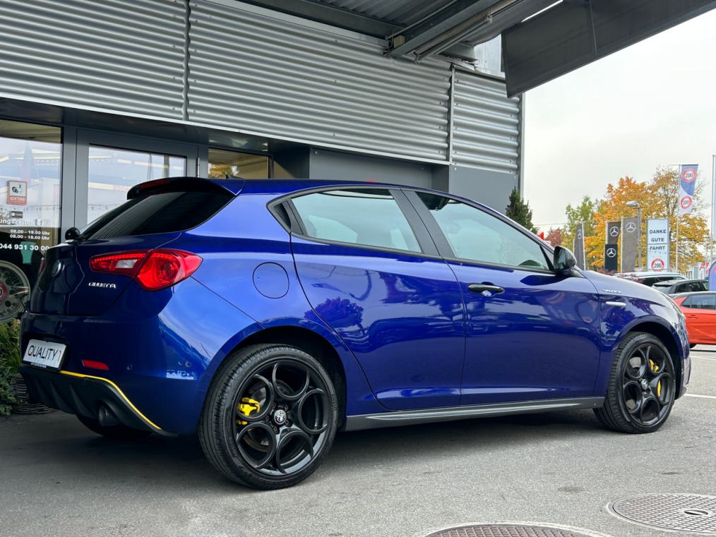ALFA ROMEO Giulietta 2.0 JTDM Veloce TCT-showroom-element-2