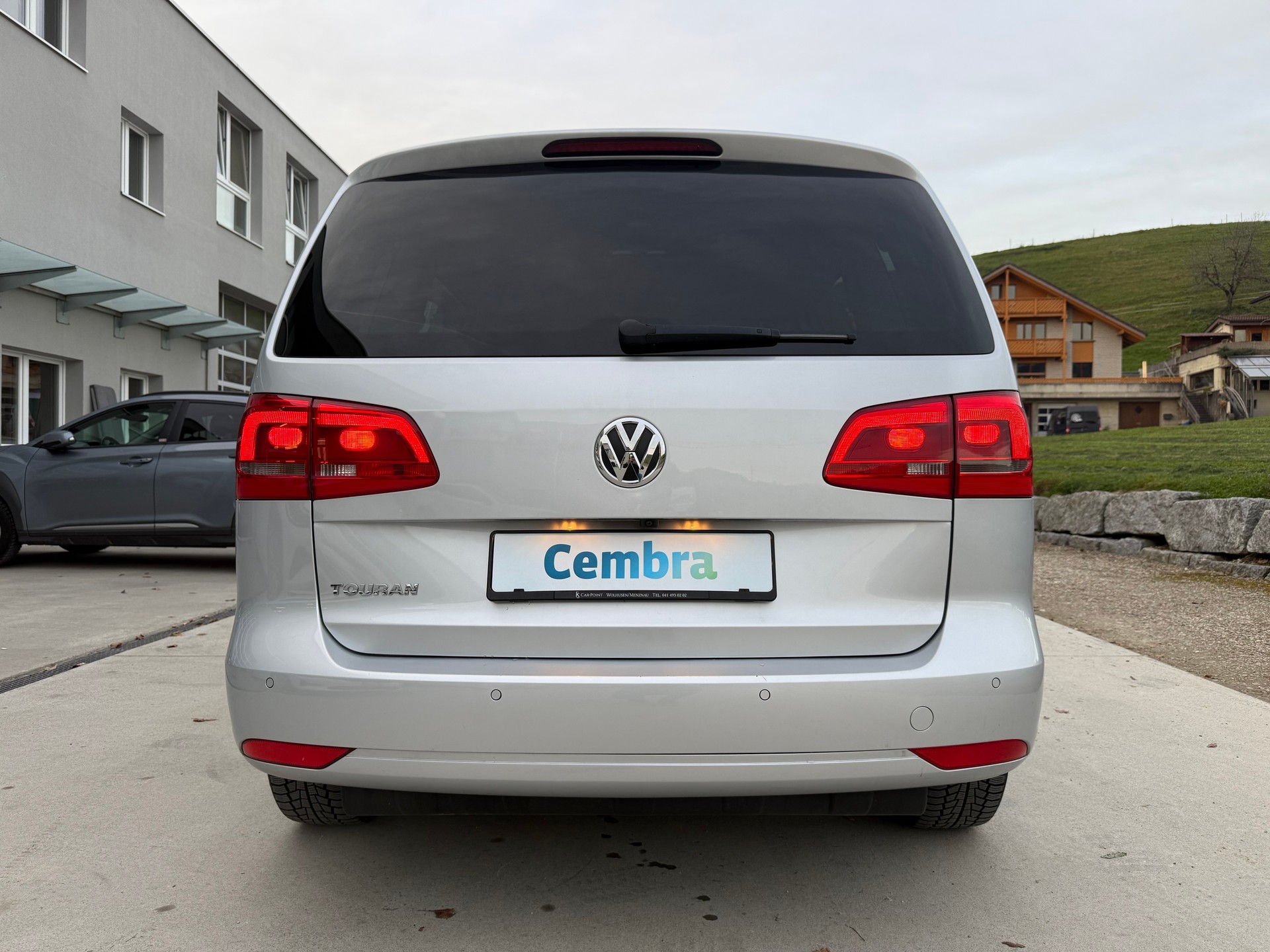VW Touran 1.4 TSI EcoFuel Trendline DSG-image-3