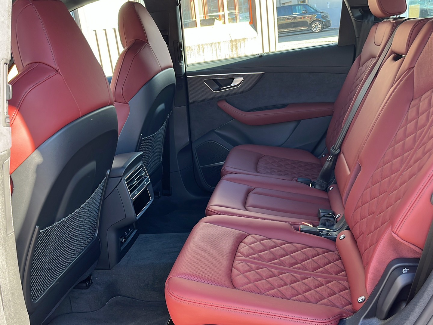 AUDI SQ7 SUV 4.0 V8 TFSI quattro T-Tronic-image-15