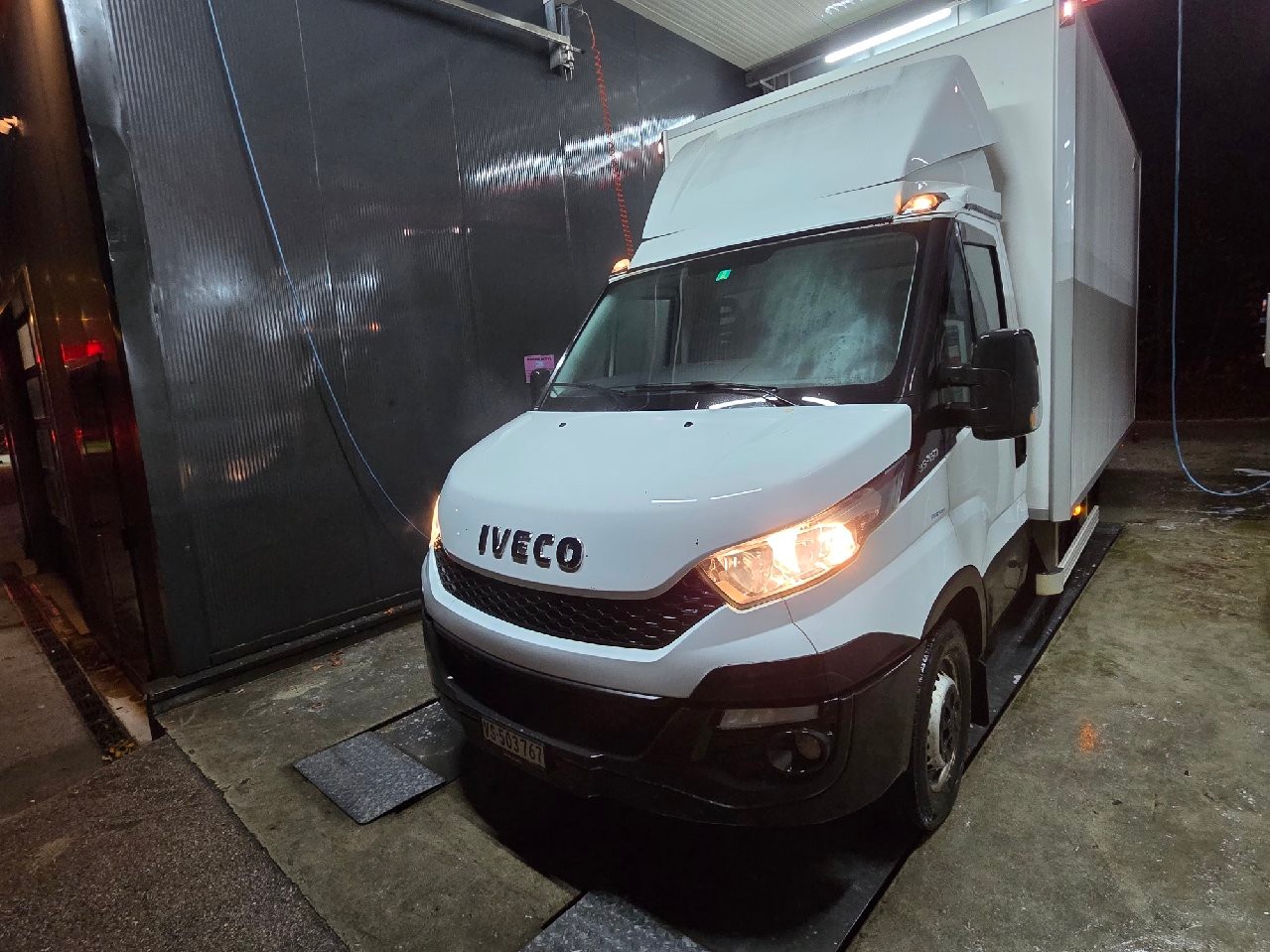 IVECO 35 S 15 D-image-0