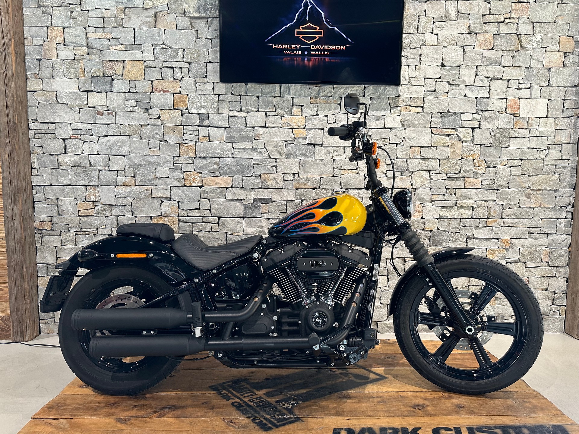 HARLEY-DAVIDSON FXBBS Street Bob 114