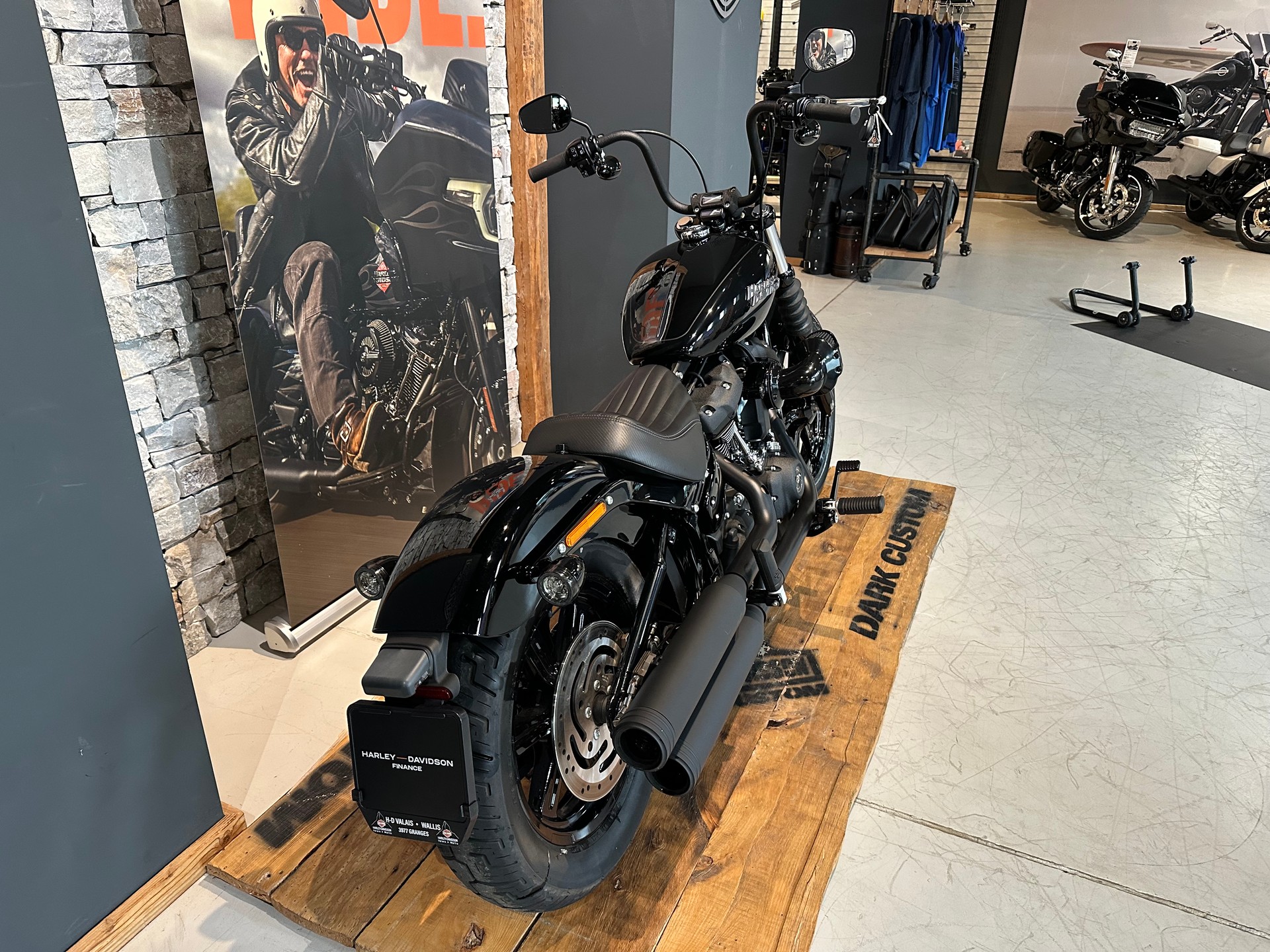 HARLEY-DAVIDSON FXBBS Street Bob 114-showroom-element-2