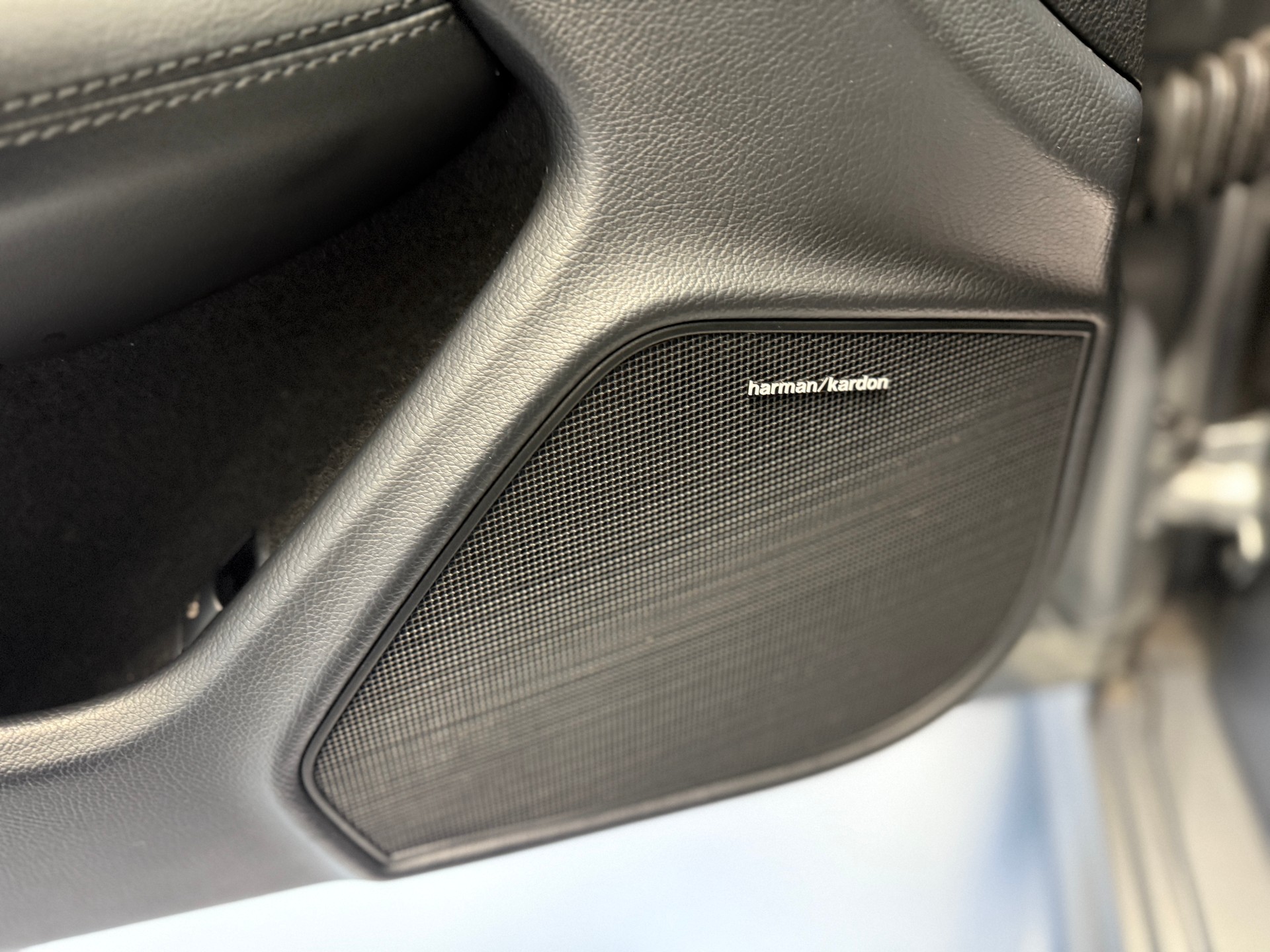 MERCEDES-BENZ C 63 Coupé AMG Edition 507 Speedshift MCT-image-10