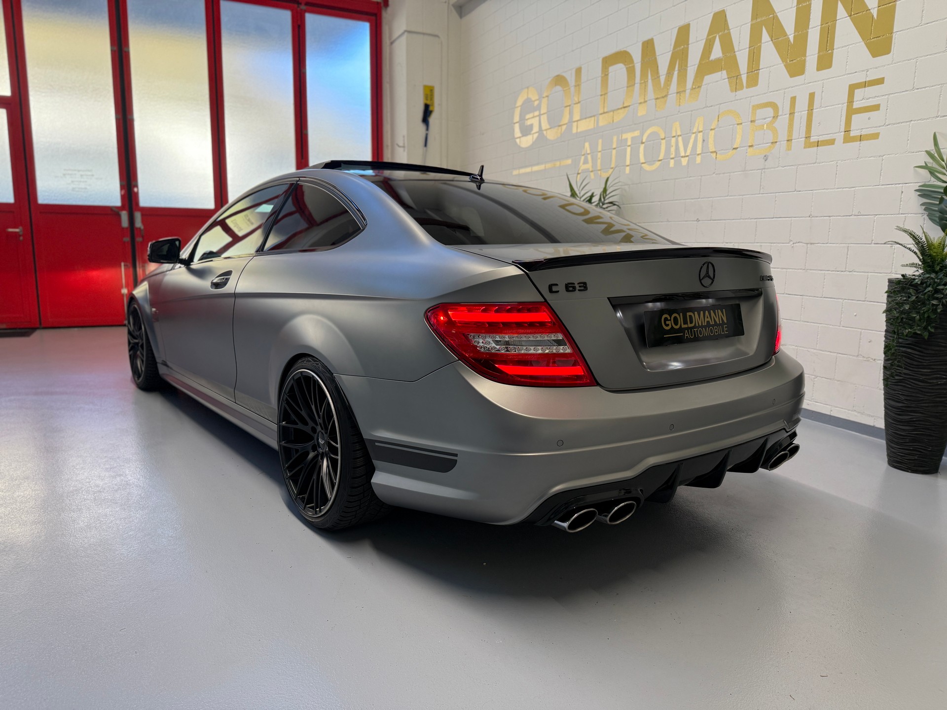 MERCEDES-BENZ C 63 Coupé AMG Edition 507 Speedshift MCT-image-12