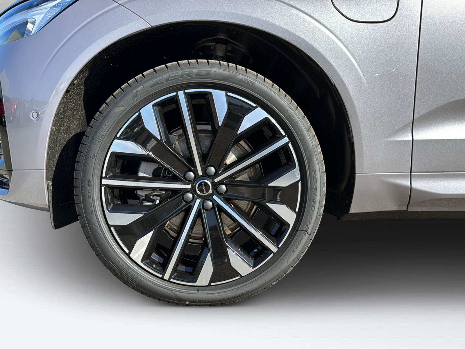VOLVO XC60 2.0 T6 TE Ultra Dark eAWD-image-8