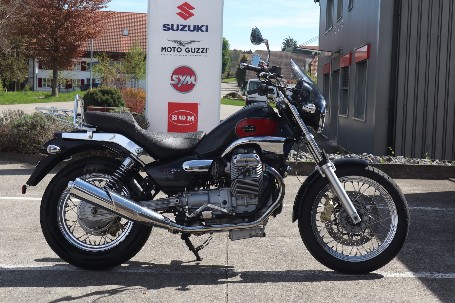 MOTO GUZZI Nevada Classic 750