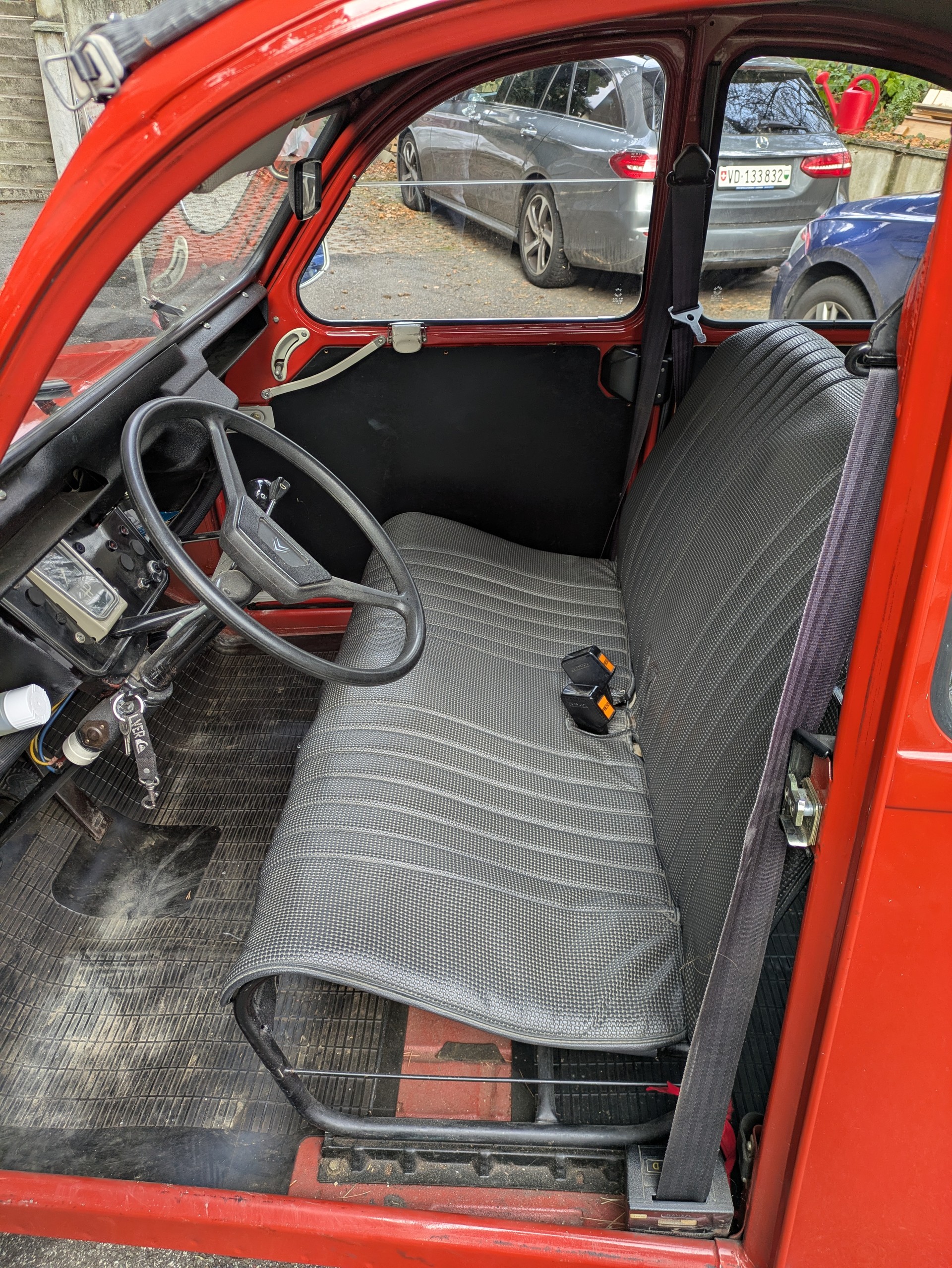 CITROEN 2CV6 Spécial (Club)-image-6