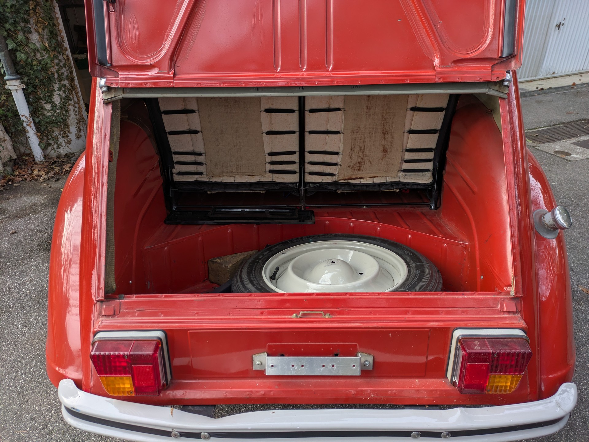 CITROEN 2CV6 Spécial (Club)-image-7