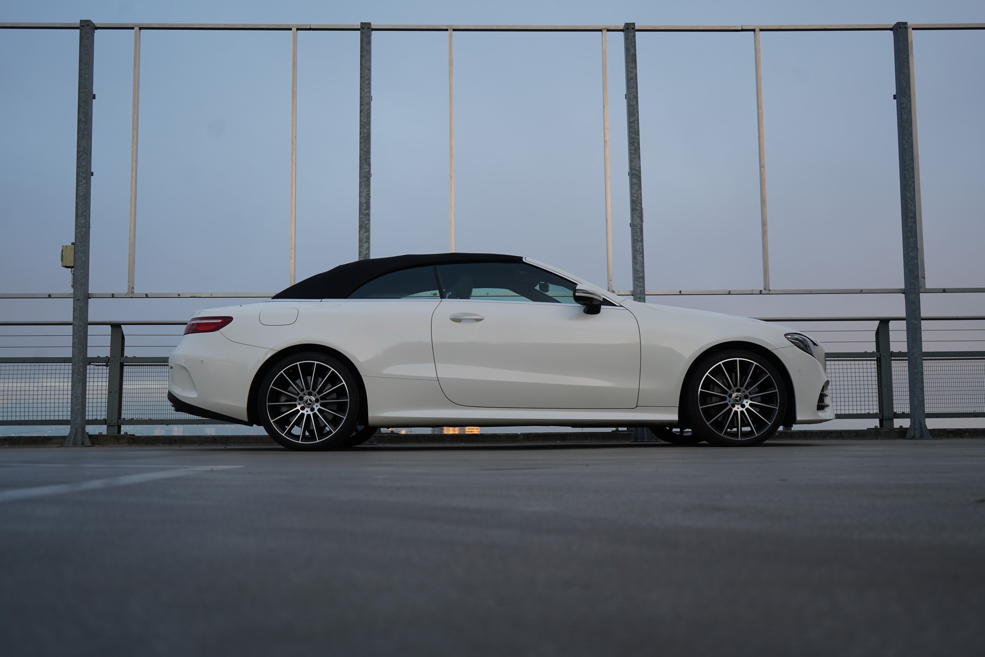 MERCEDES-BENZ E 450 CABRIOLET AMG LINE NIGHT 4 MATIC 9G-TRONIC l 367 PS-image-4