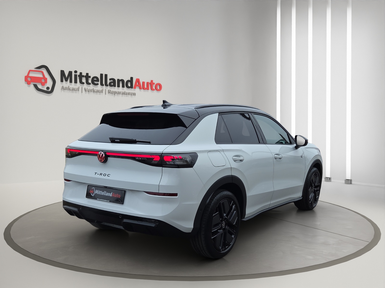 VW T-Roc 1.5 eTSI mHEV R-Line DSG-image-11