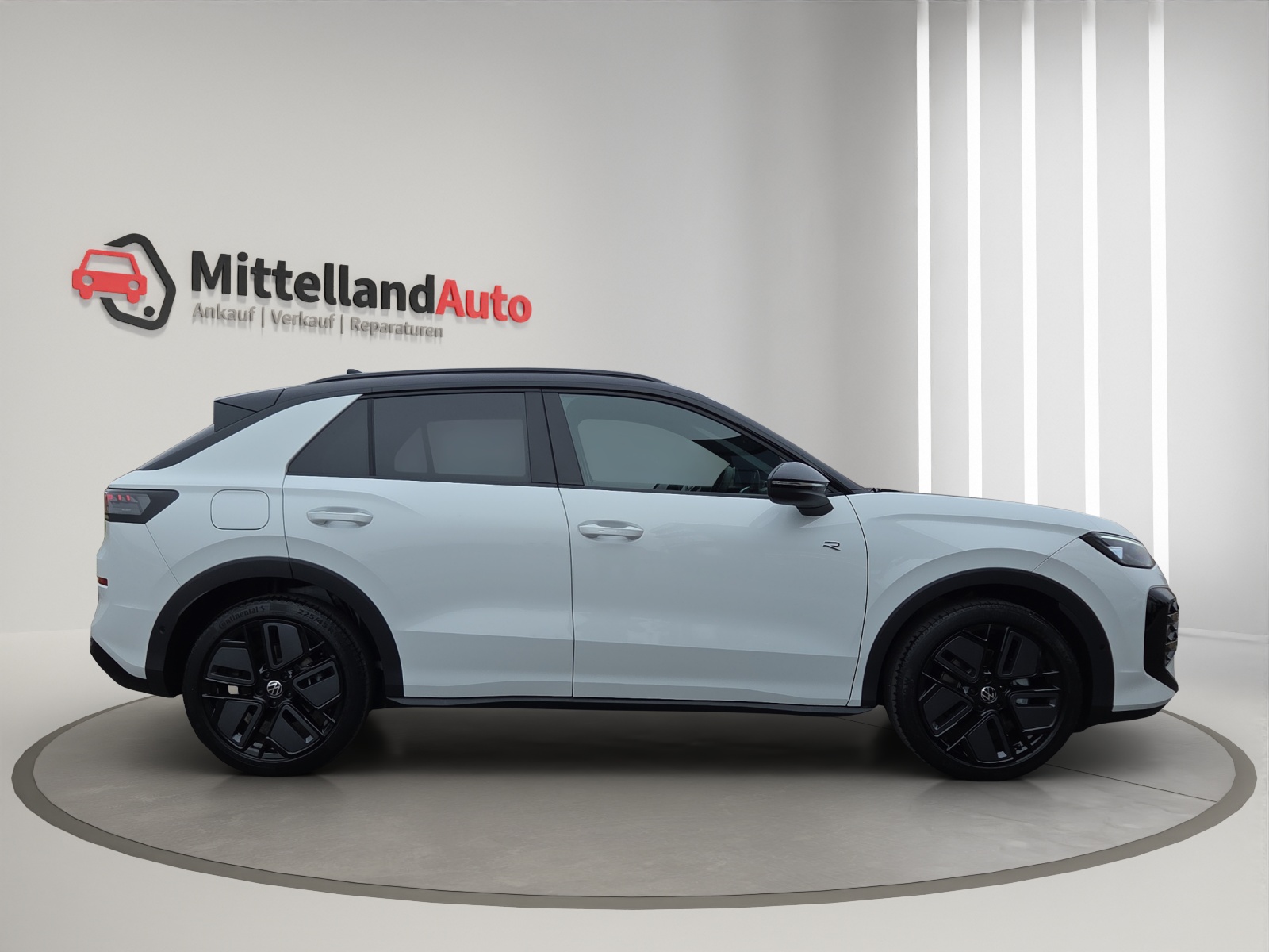 VW T-Roc 1.5 eTSI mHEV R-Line DSG-image-3