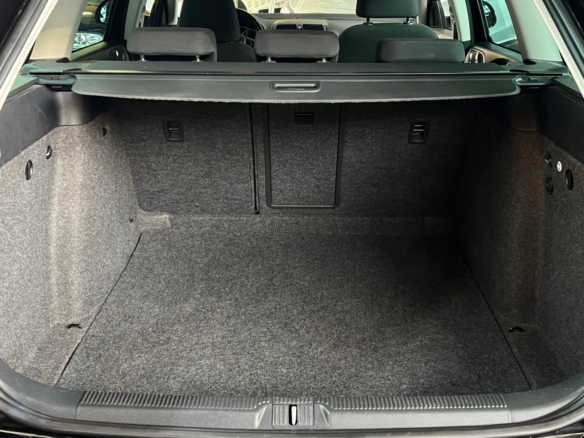 SKODA Octavia Combi 2.0 TDI AllDrive 4x4 Automat-image-11