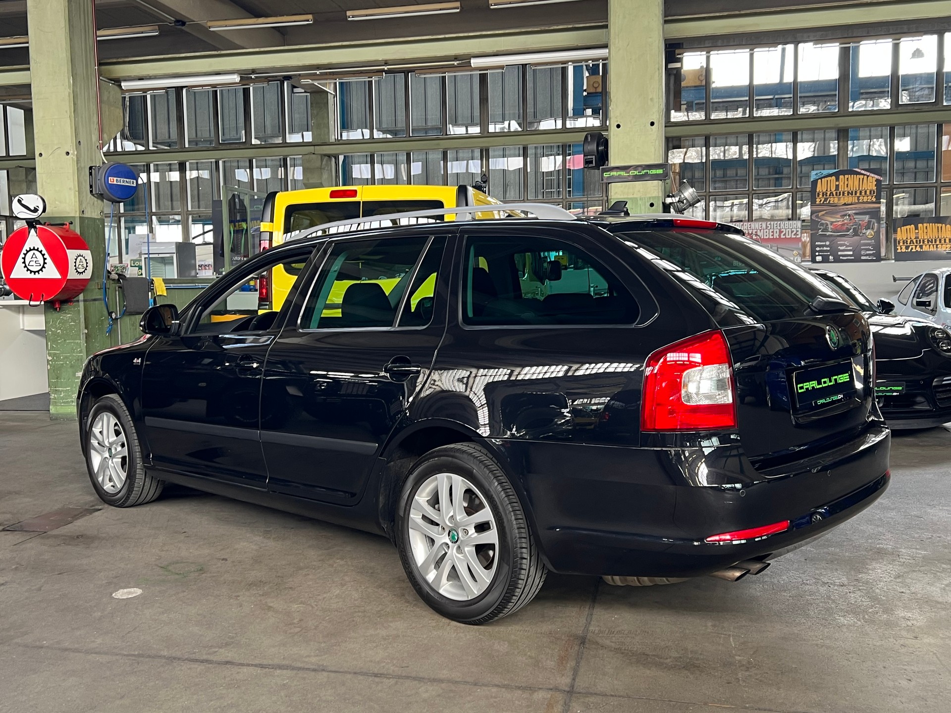SKODA Octavia Combi 2.0 TDI AllDrive 4x4 Automat-image-15