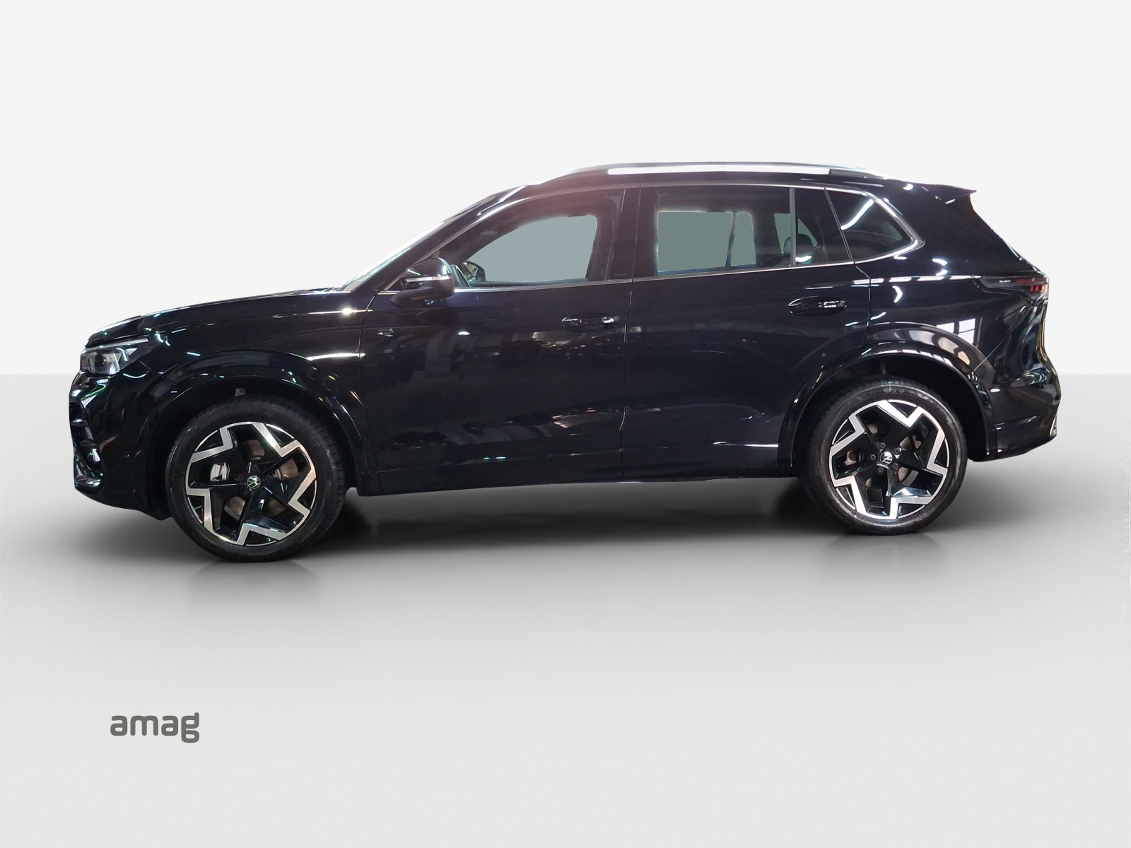 VW Tiguan 2.0 TDI SCR R-Line 4Motion DSG-image-1