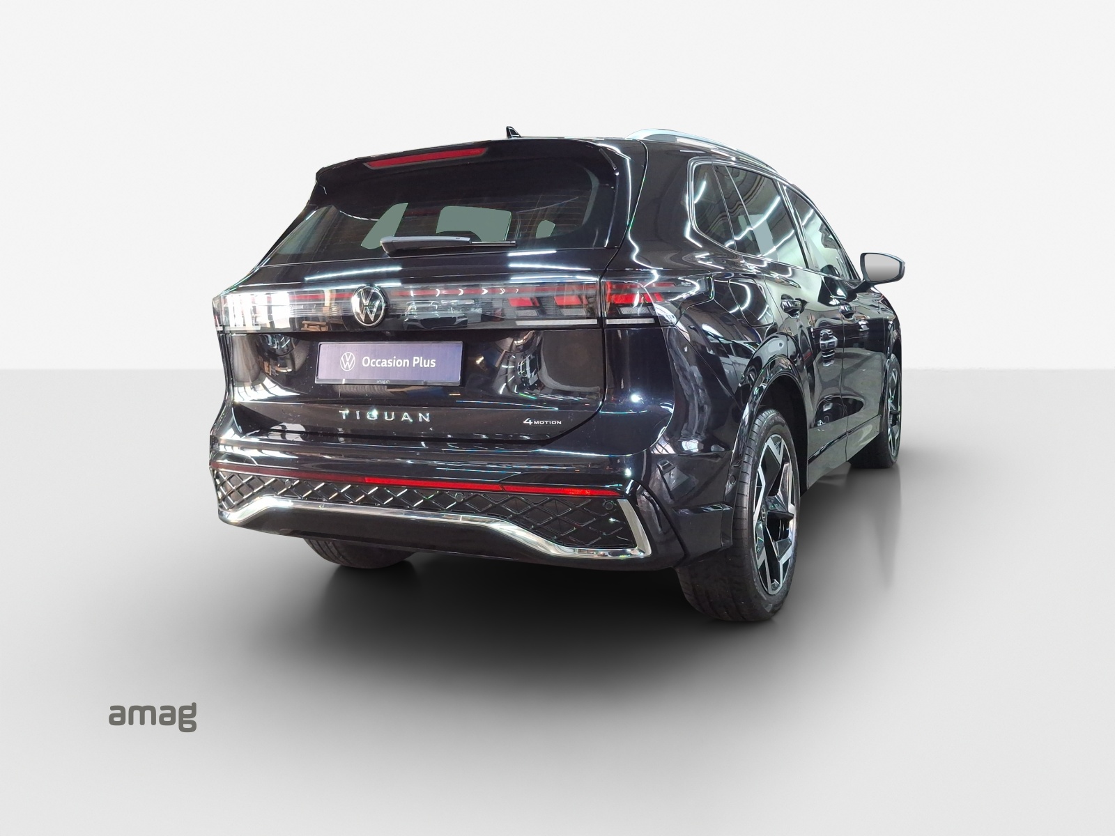 VW Tiguan 2.0 TDI SCR R-Line 4Motion DSG-image-4