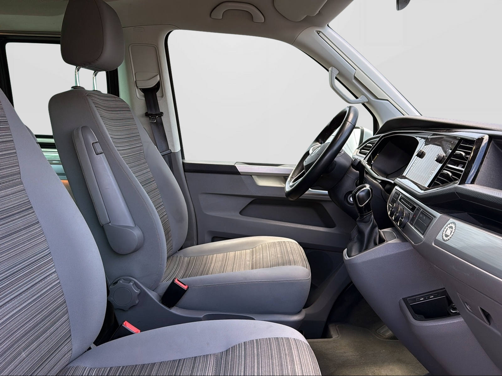 VW T6.1 California 2.0 TDI Coast Liberty DSG-image-5