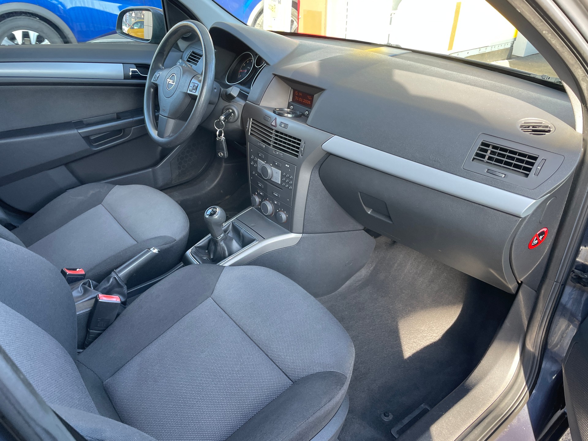 OPEL Astra Caravan 1.6i 16V TP Enjoy-image-14