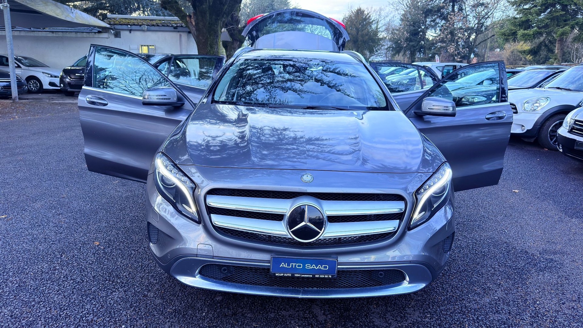 MERCEDES-BENZ GLA 250 Urban 4Matic 7G-DCT-image-10