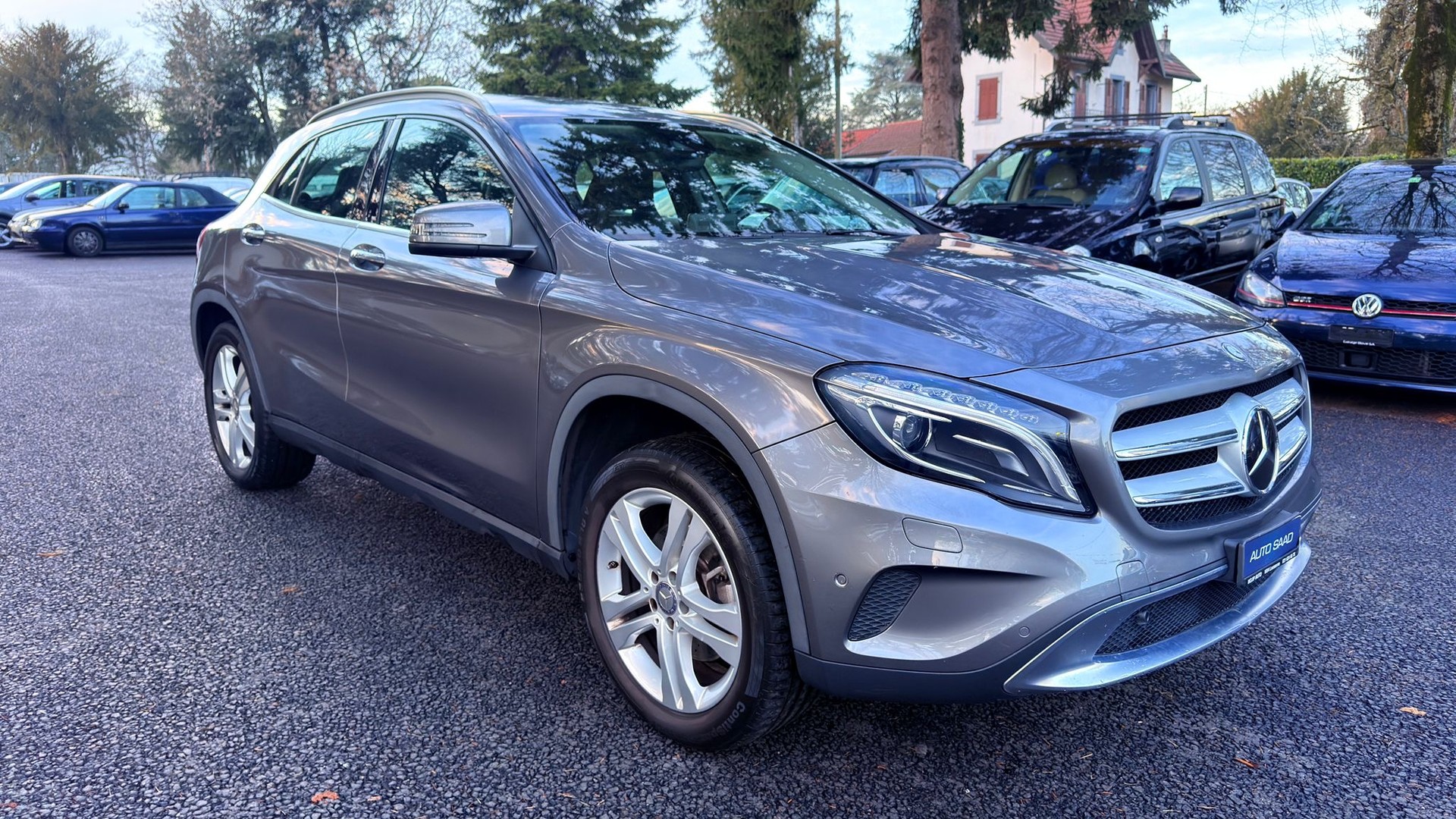 MERCEDES-BENZ GLA 250 Urban 4Matic 7G-DCT-image-5
