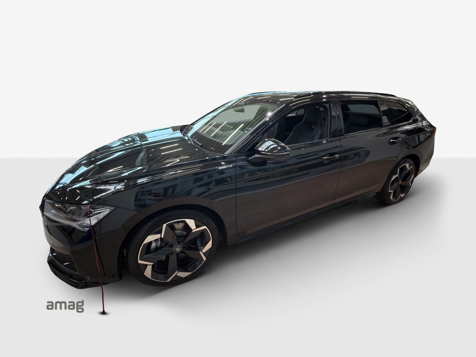 SKODA Superb Combi 2.0 TSI Sportline 4x4 DSG-image-1
