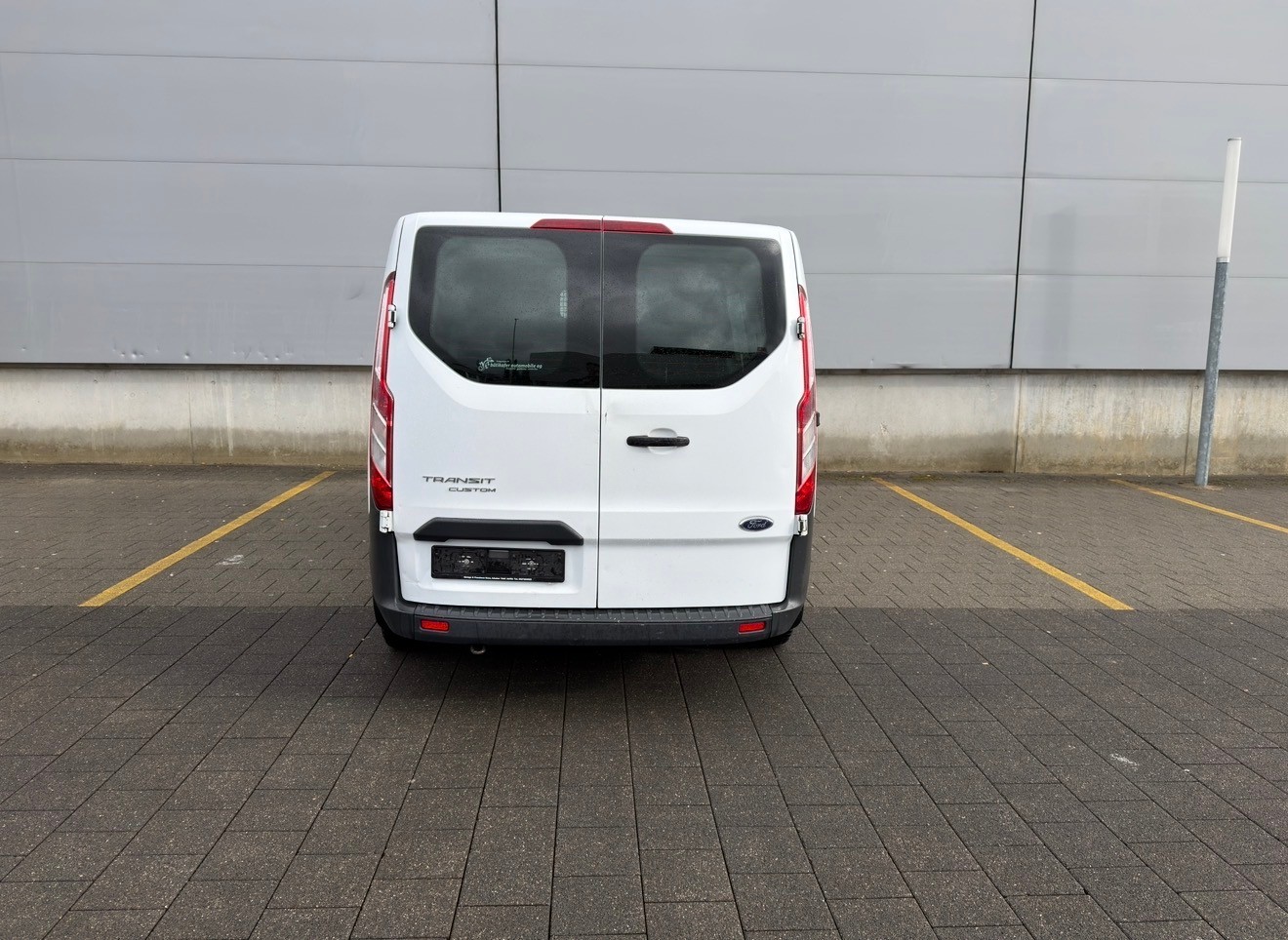 FORD Transit Custom Van 250 L1H1 Startup-image-7