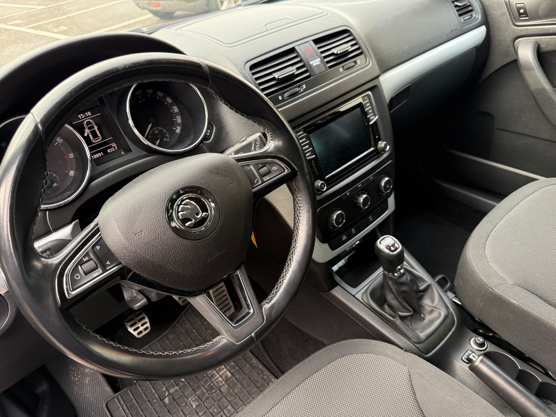 SKODA Yeti 1.8 TSI Ambition Outdoor 4x4-image-7