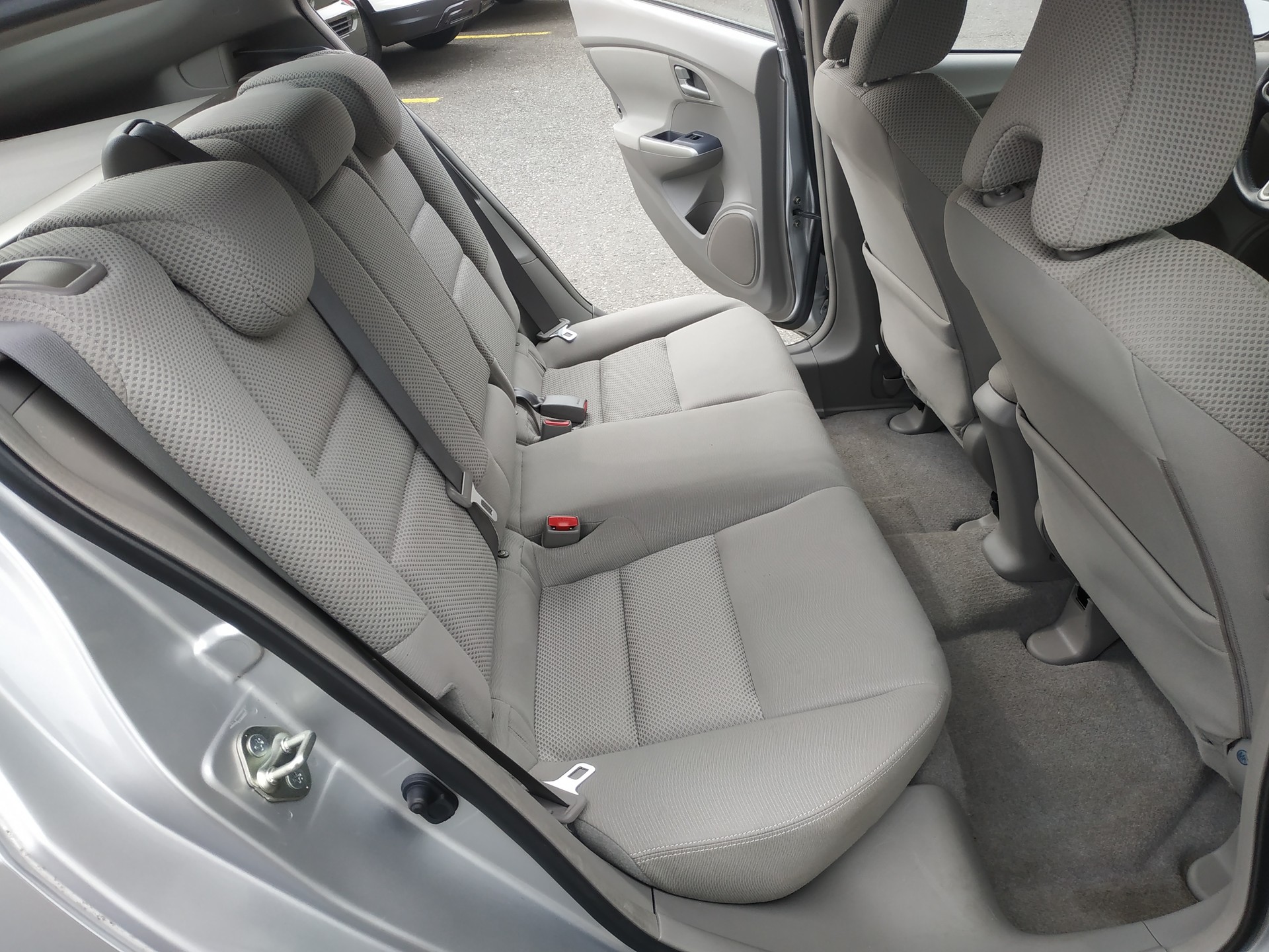 HONDA Insight 1.3i Hybrid Elegance CVT Automat-image-18