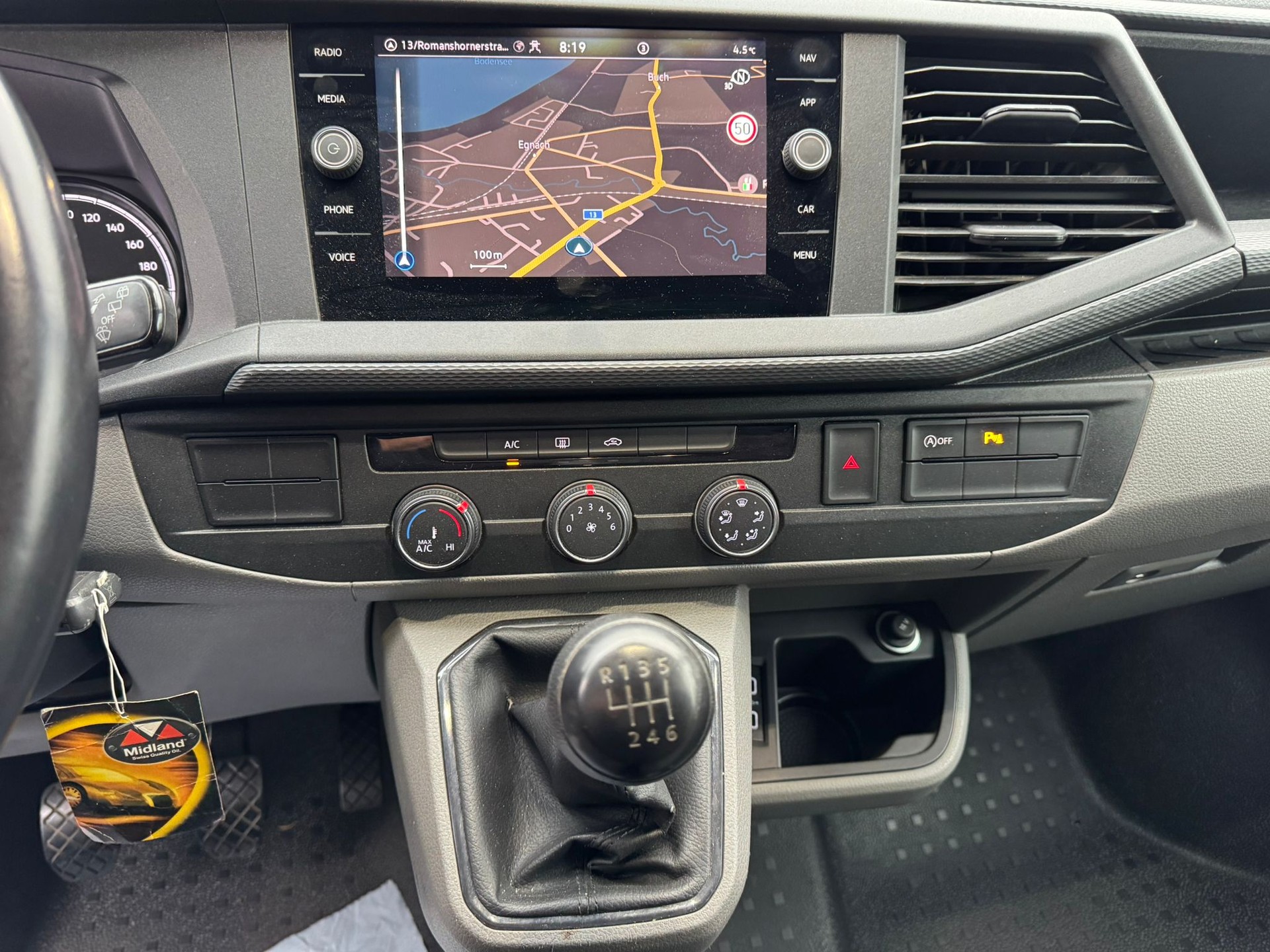 VW T6.1 2.0 TDI-image-14