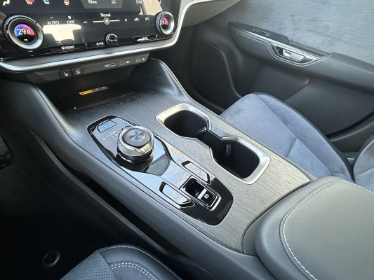LEXUS RZ 500e 77 KW Excellence-image-13