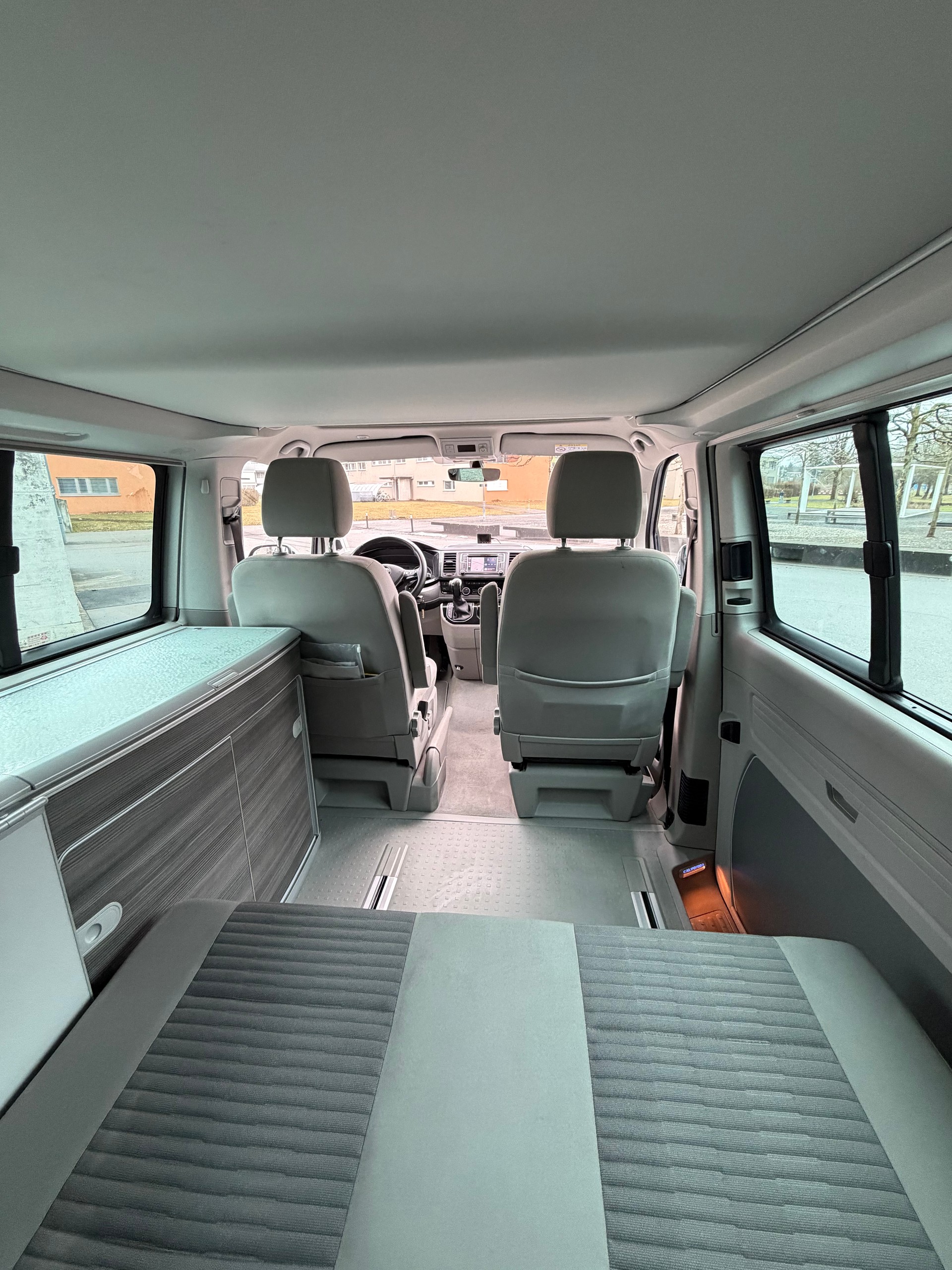 VW T6 California 2.0 Bi-TDI Ocean Liberty 4Motion DSG-image-6