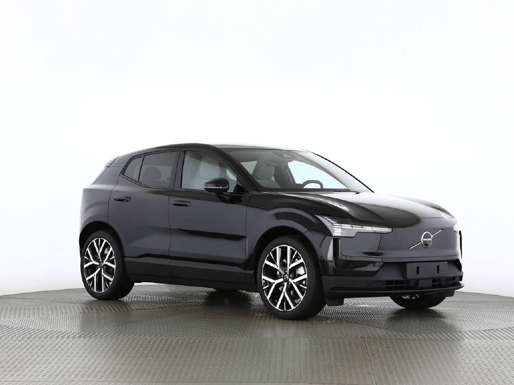 VOLVO EX 30 E60 Twin Ultra Performance AWD-image-19